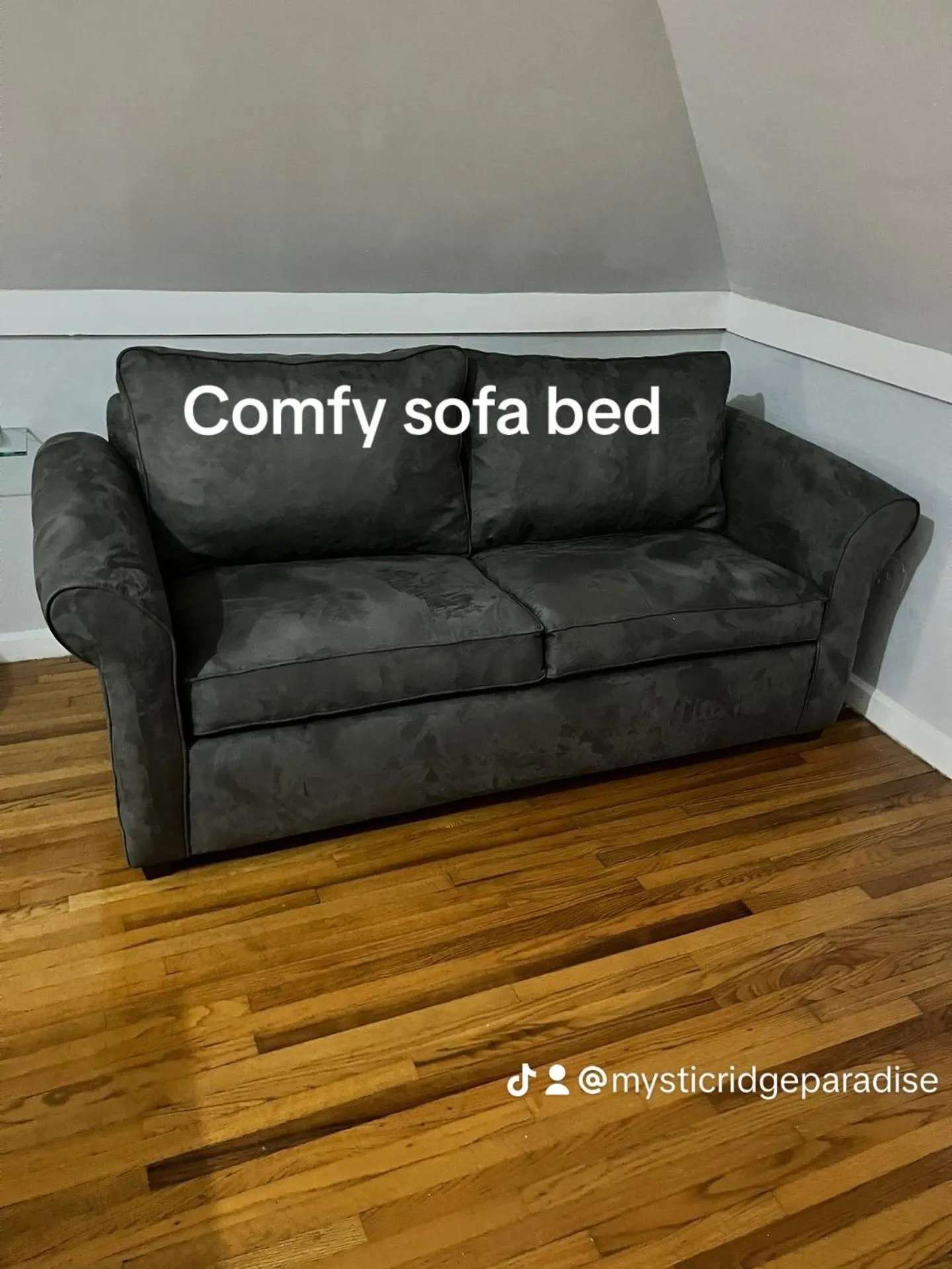 Seating area in Mystic Ridge Paradise