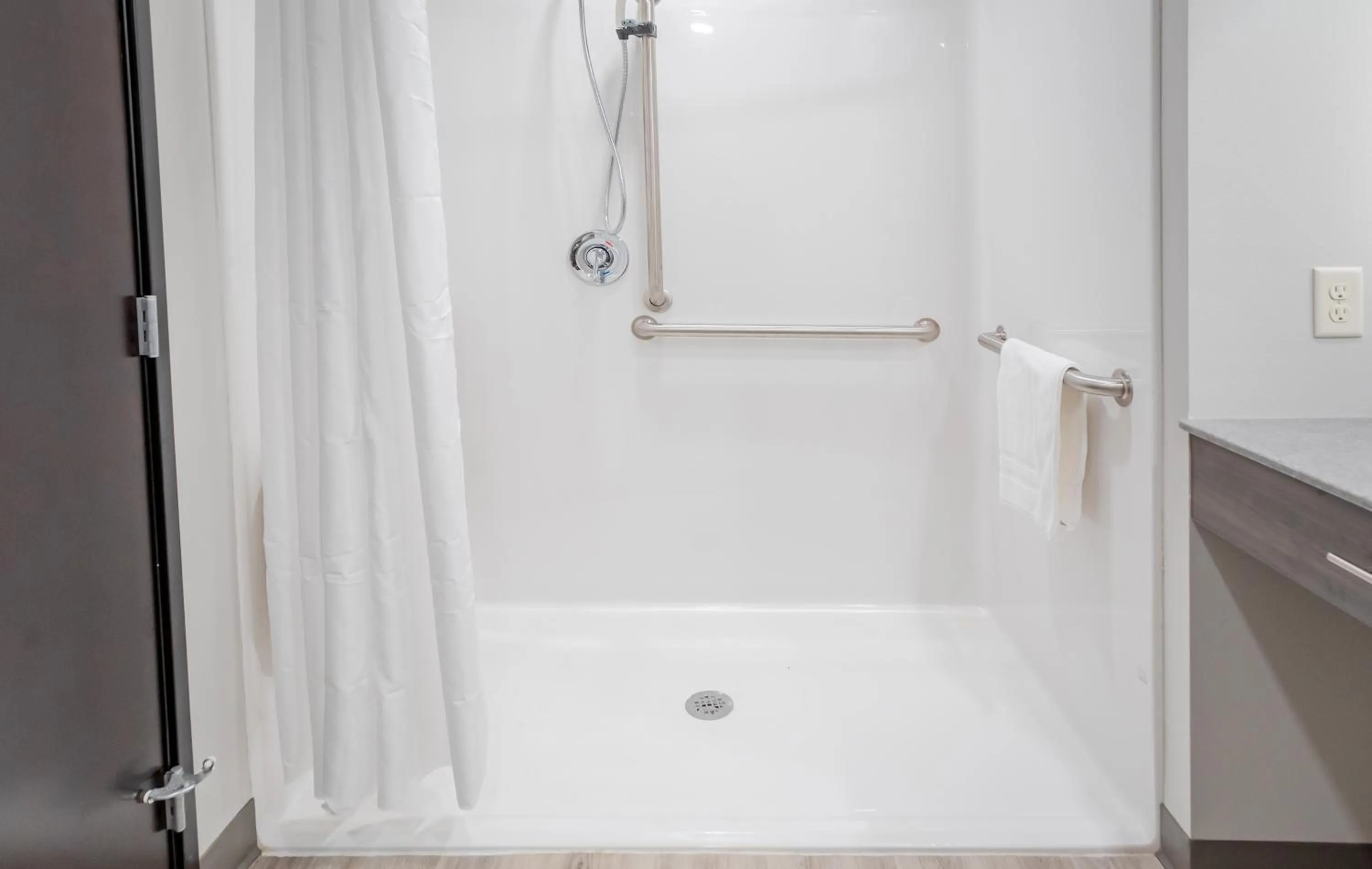 Bathroom in My Place Hotel-Colorado Springs,CO