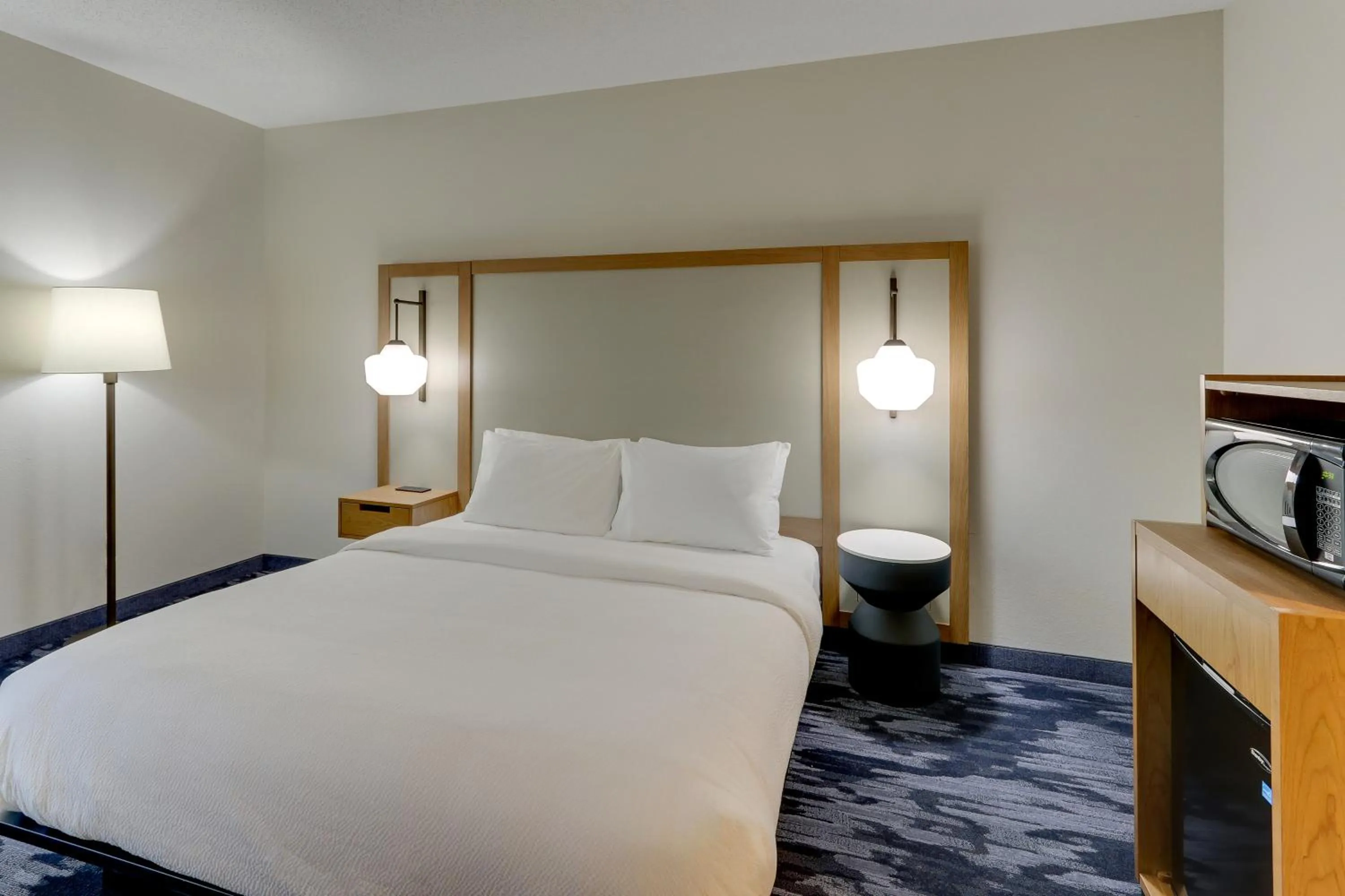 Bedroom, Bed in Fairfield Inn & Suites Southport