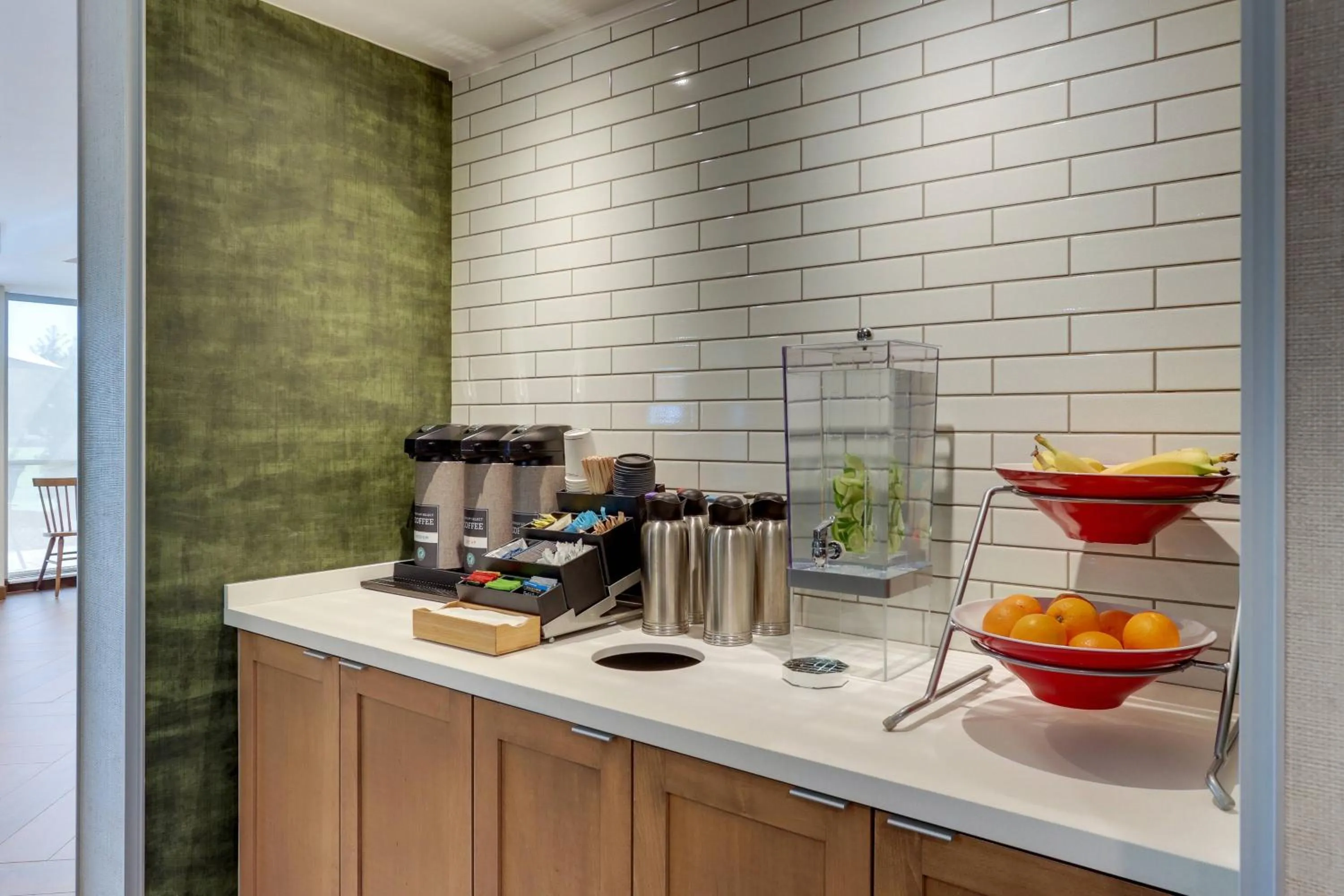 Breakfast in Fairfield Inn & Suites Southport