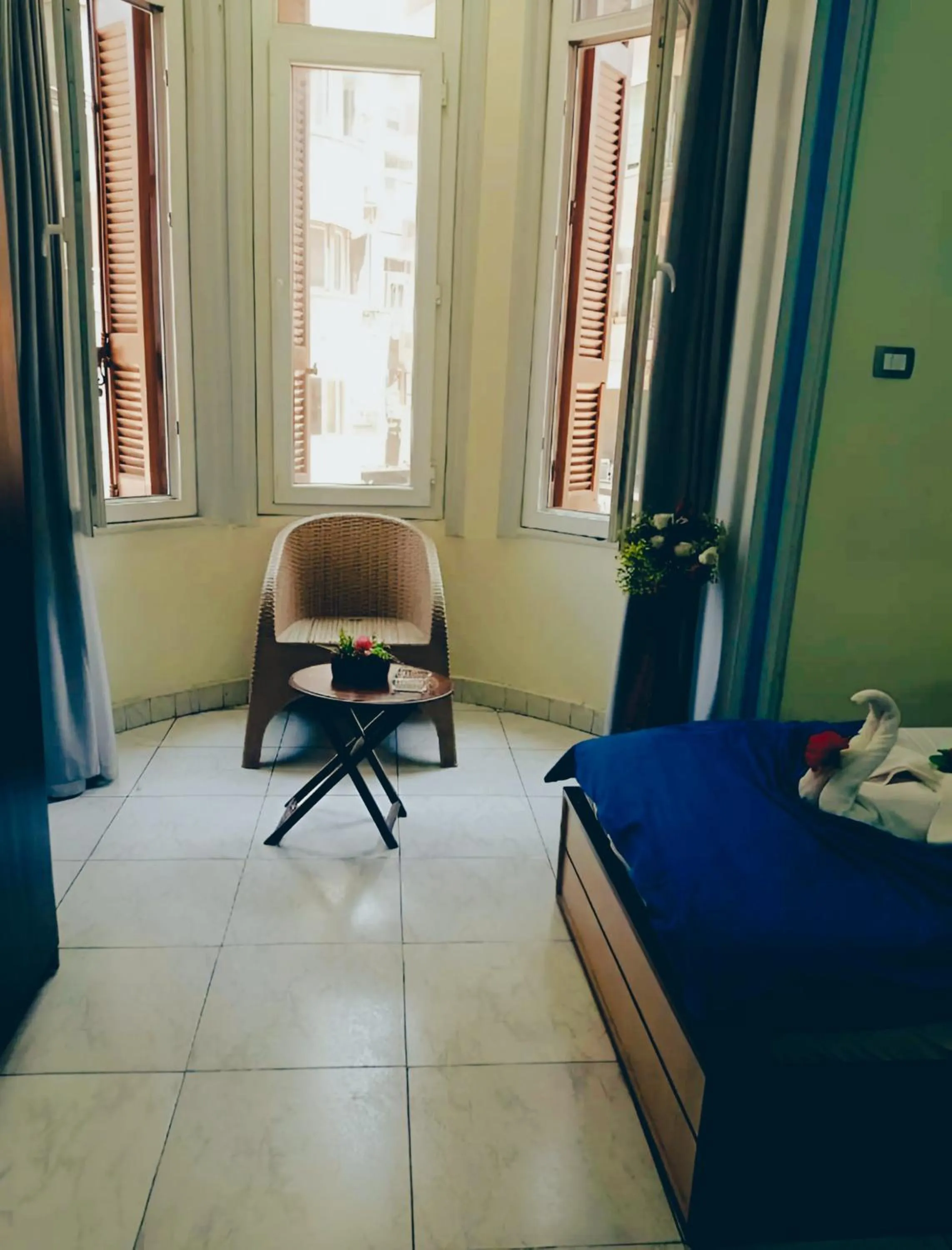 Seating area, Bed in Hostgram Hotel