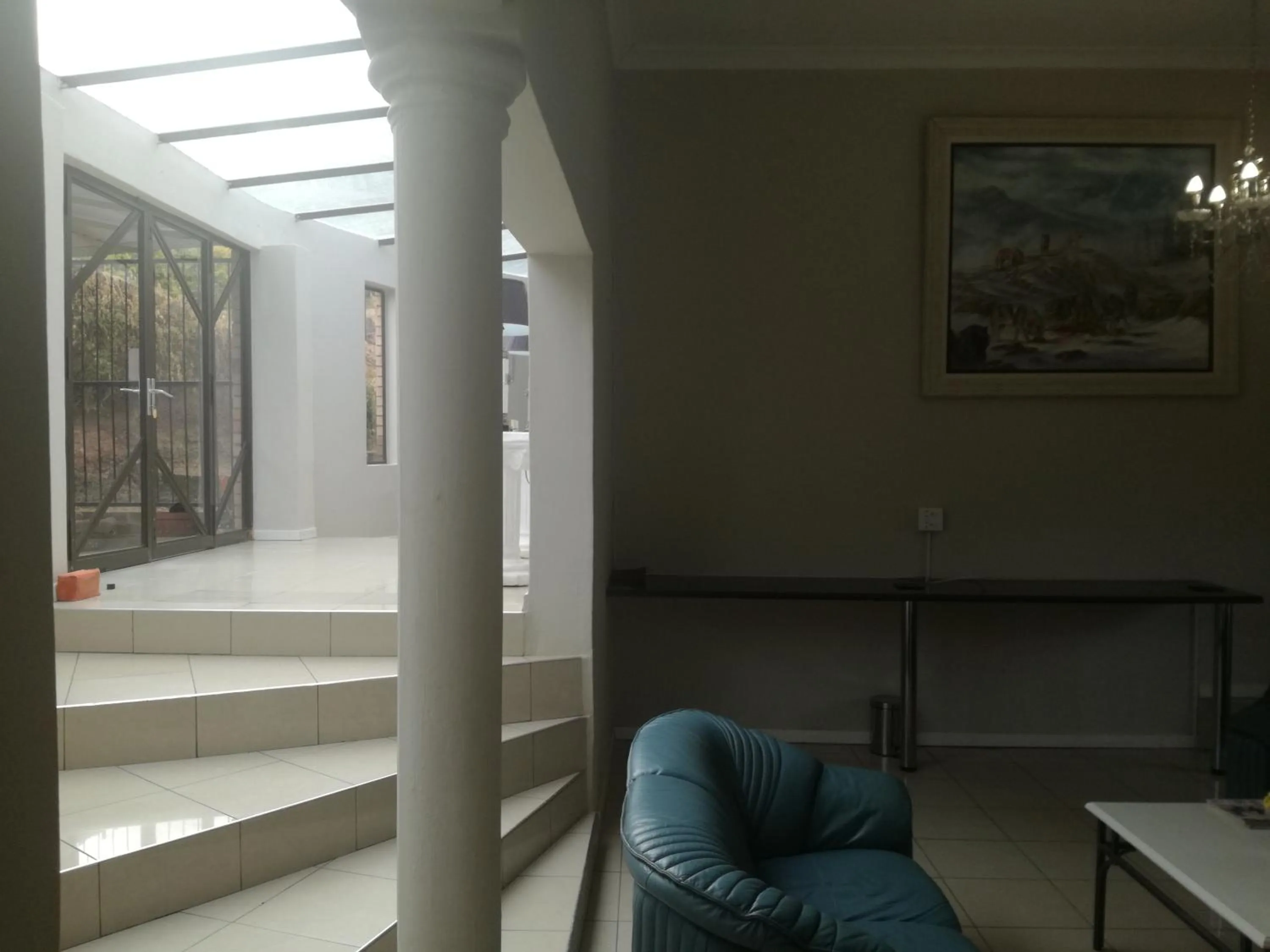 Facade/entrance in Hidden Inn