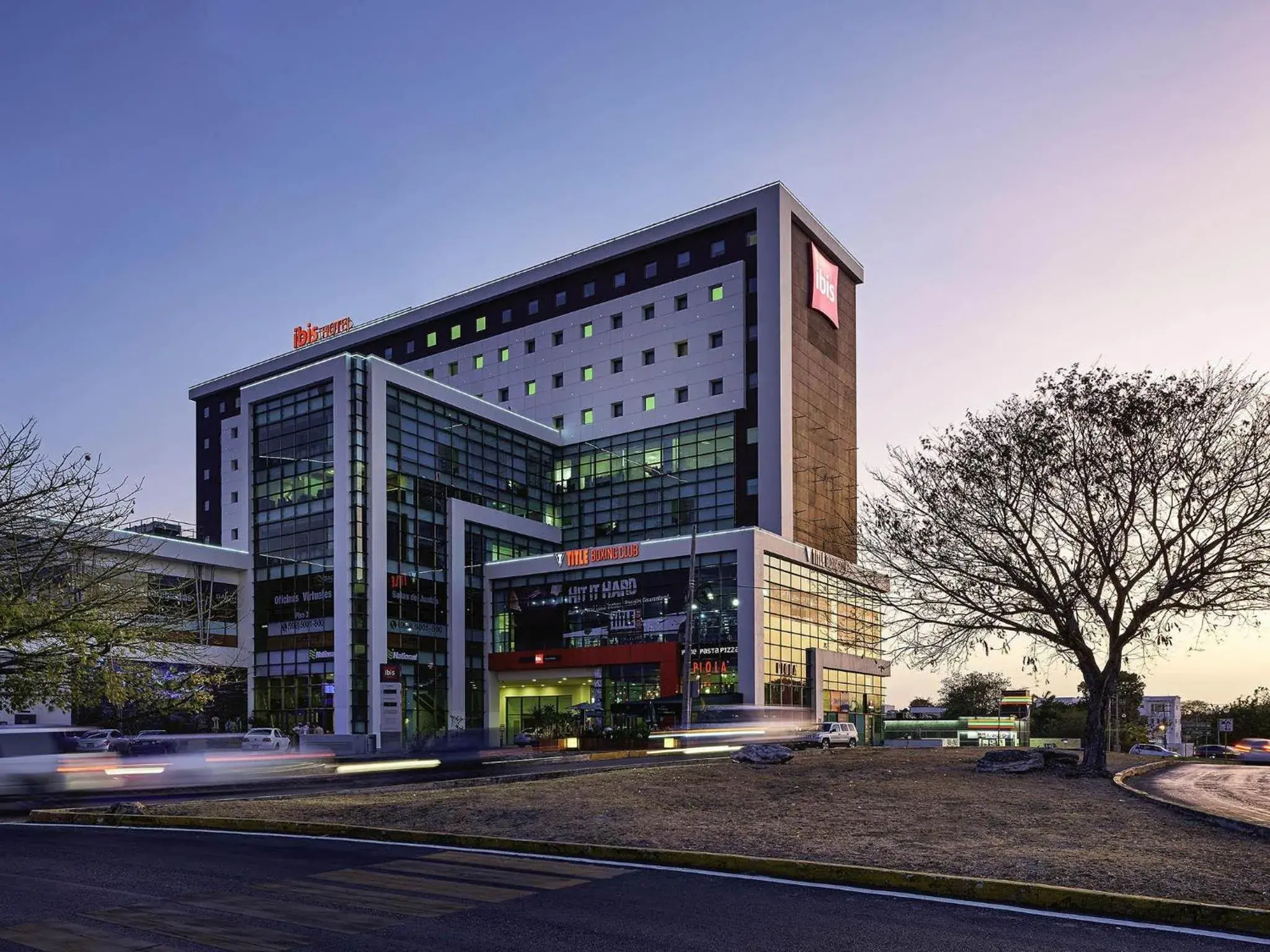 Property building in Ibis Cancun Centro Property building in Ibis Cancun Centro