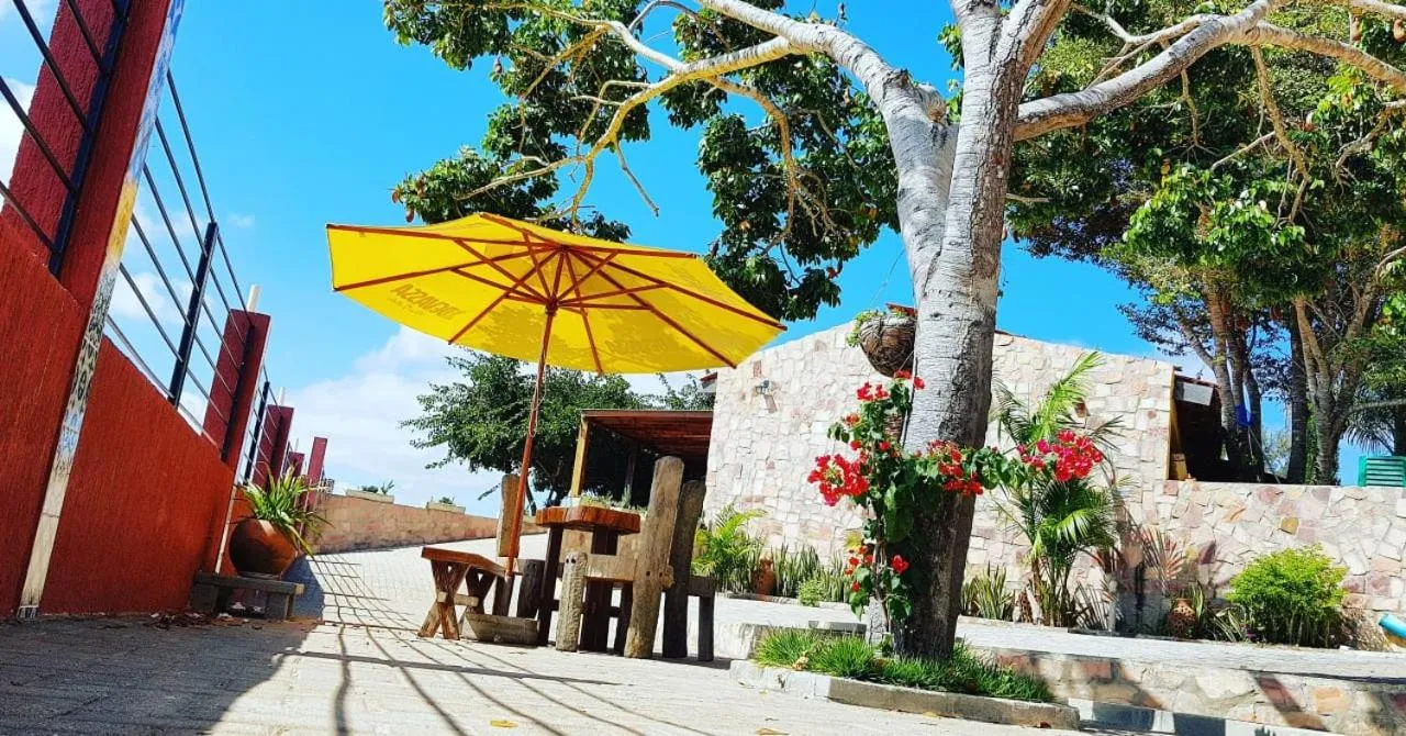 Property building in Hotel e Mirante recanto alto da serra