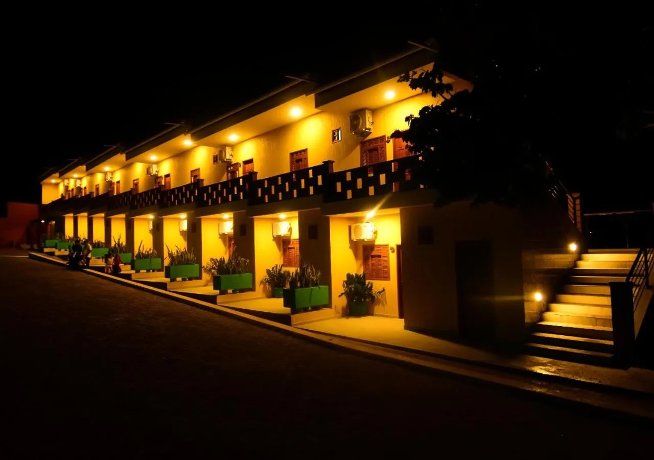 Facade/entrance in Hotel e Mirante recanto alto da serra
