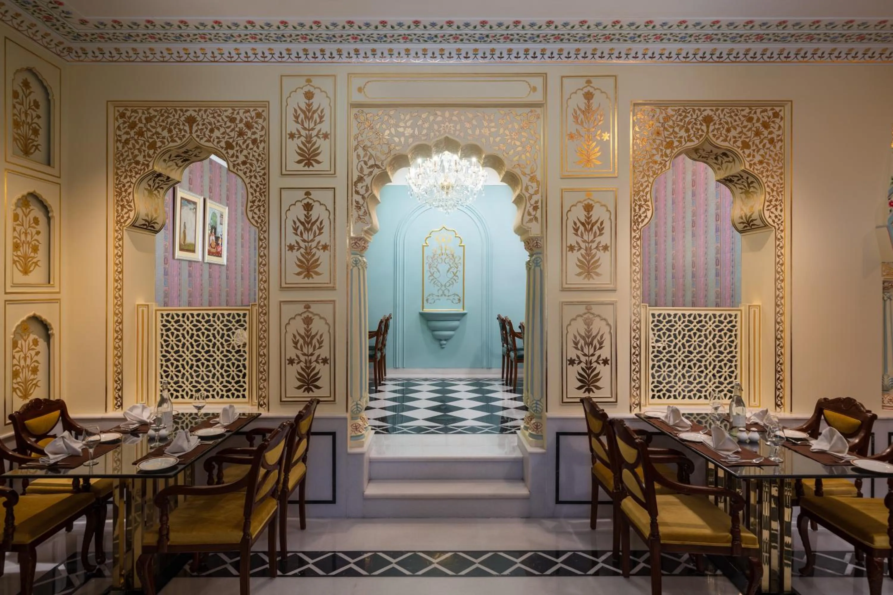 Restaurant/places to eat in Heritage Village Resort & Spa Manesar-Gurgaon