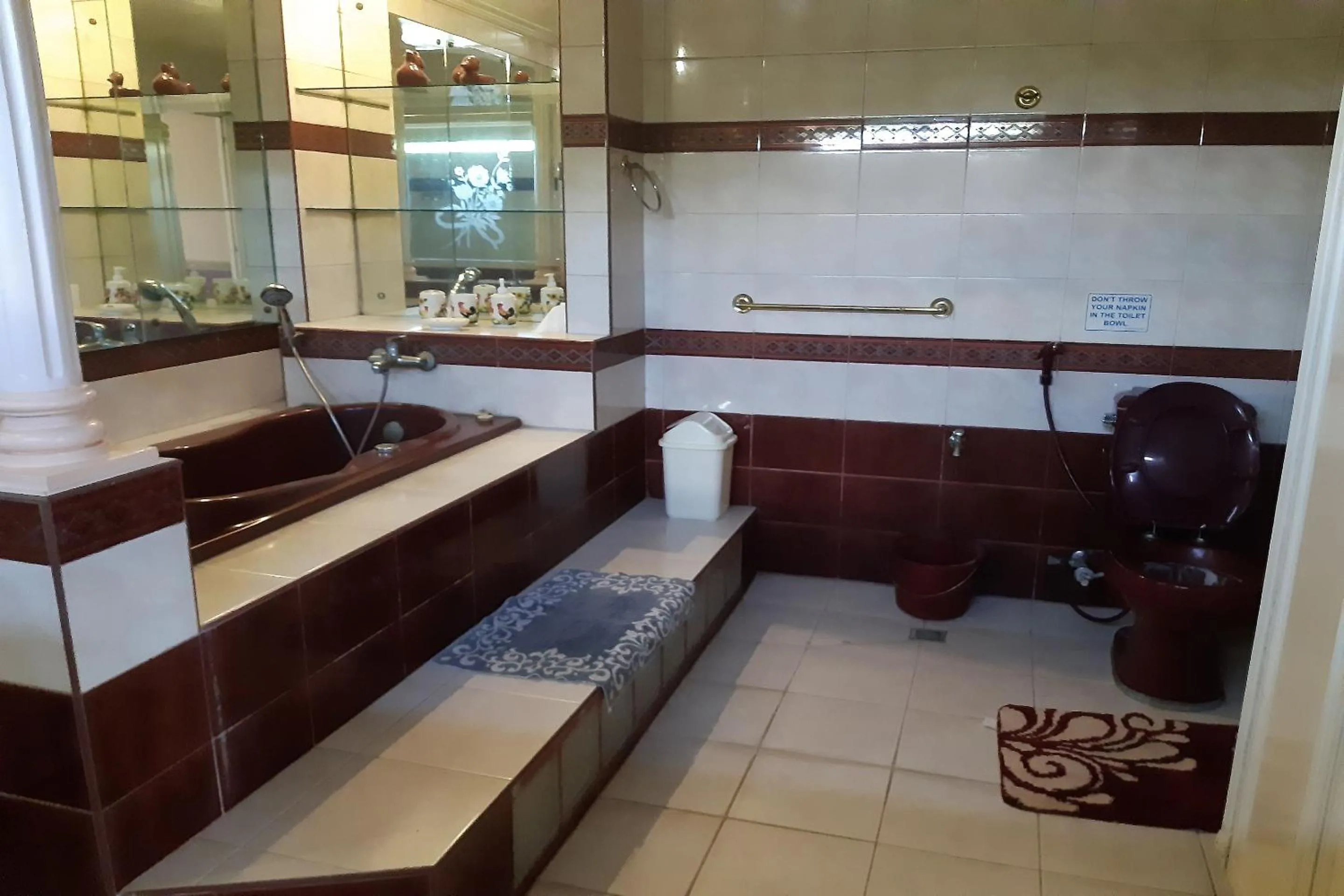 Bathroom in SM Travelodge