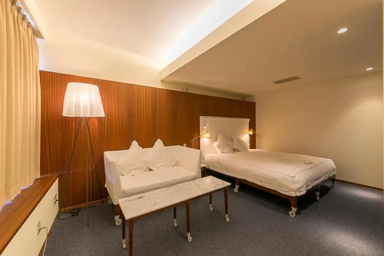 Bed in Hotel Landmark Wakayama