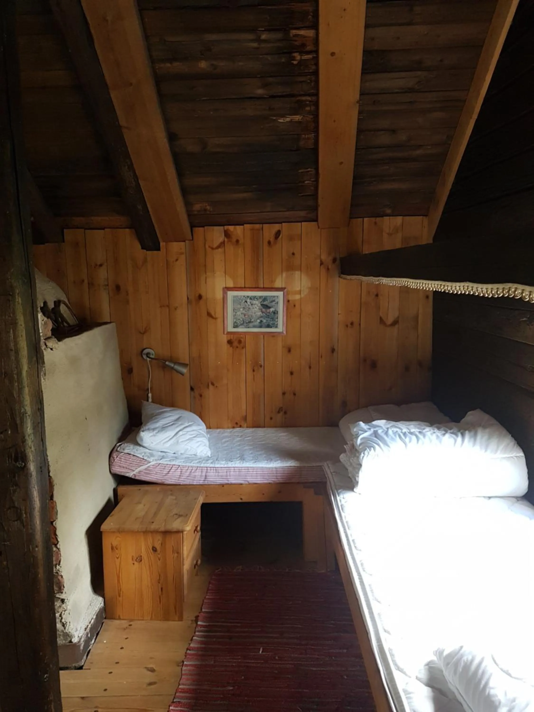 Brådtom Slusscafé & Stugor