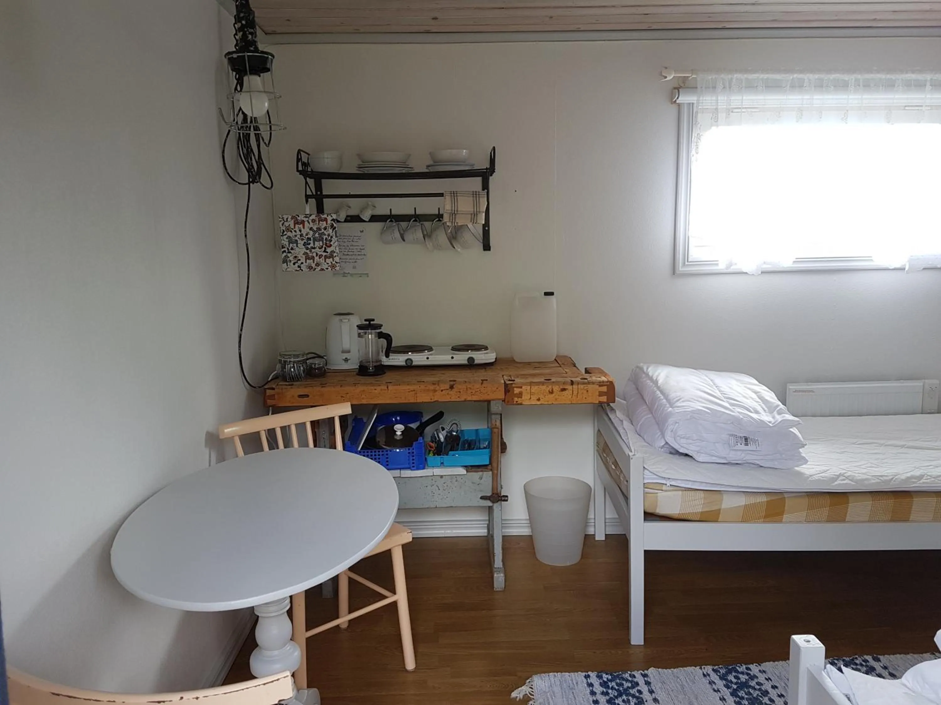 Kitchen or kitchenette in Brådtom Slusscafé & Stugor