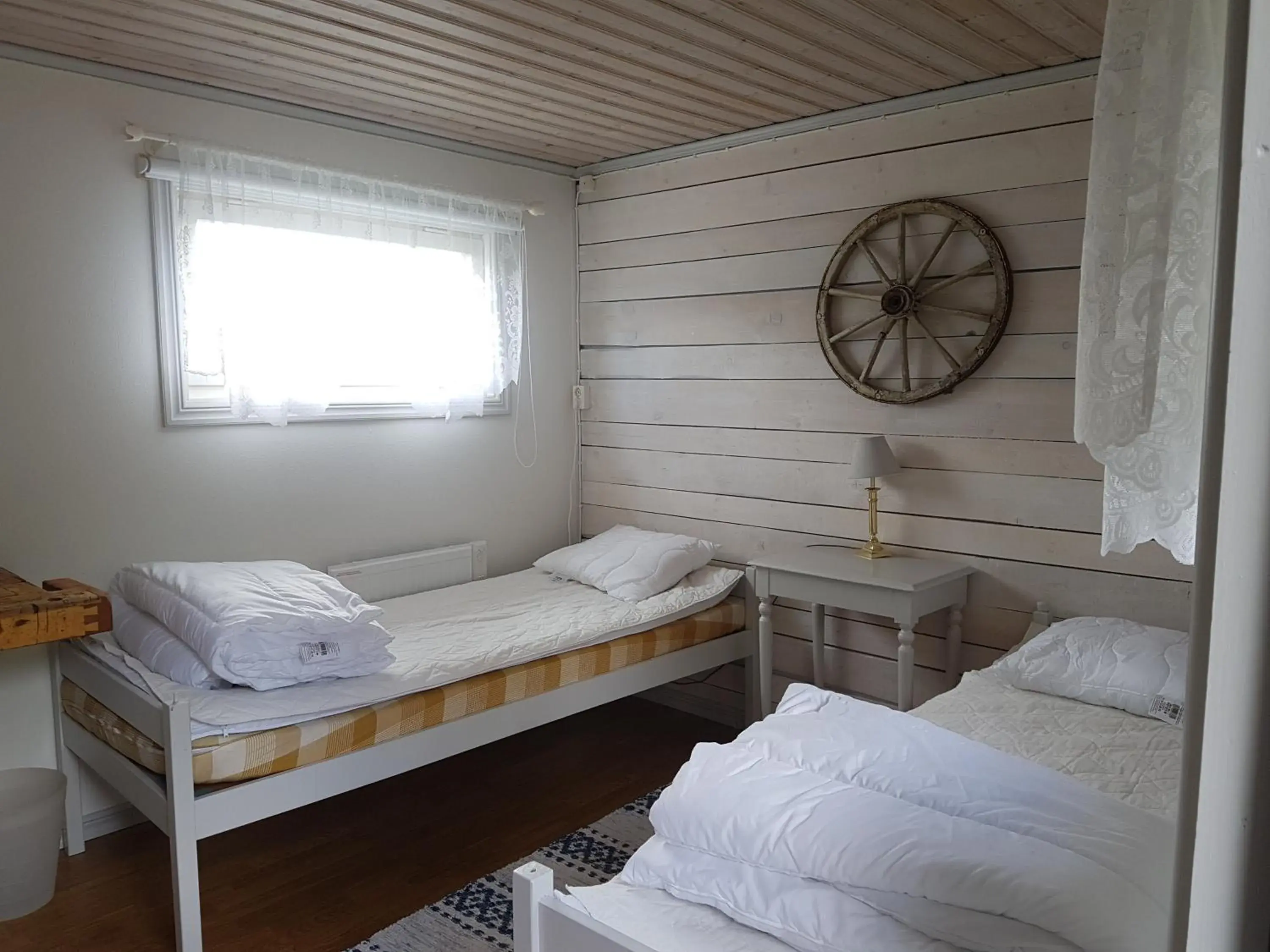 Brådtom Slusscafé & Stugor Brådtom Slusscafé & Stugor