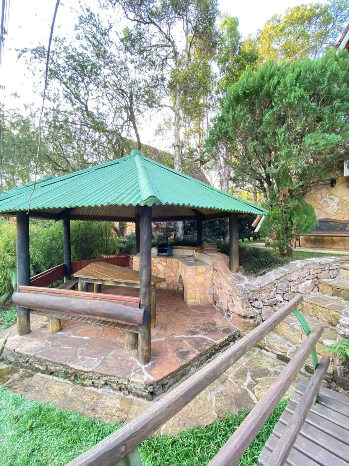 BBQ facilities in Mirágua Refugios Pousada