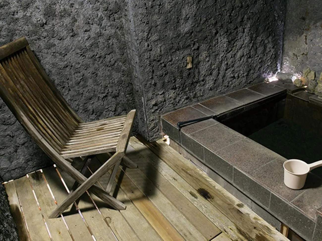 Open Air Bath in Ryuudo