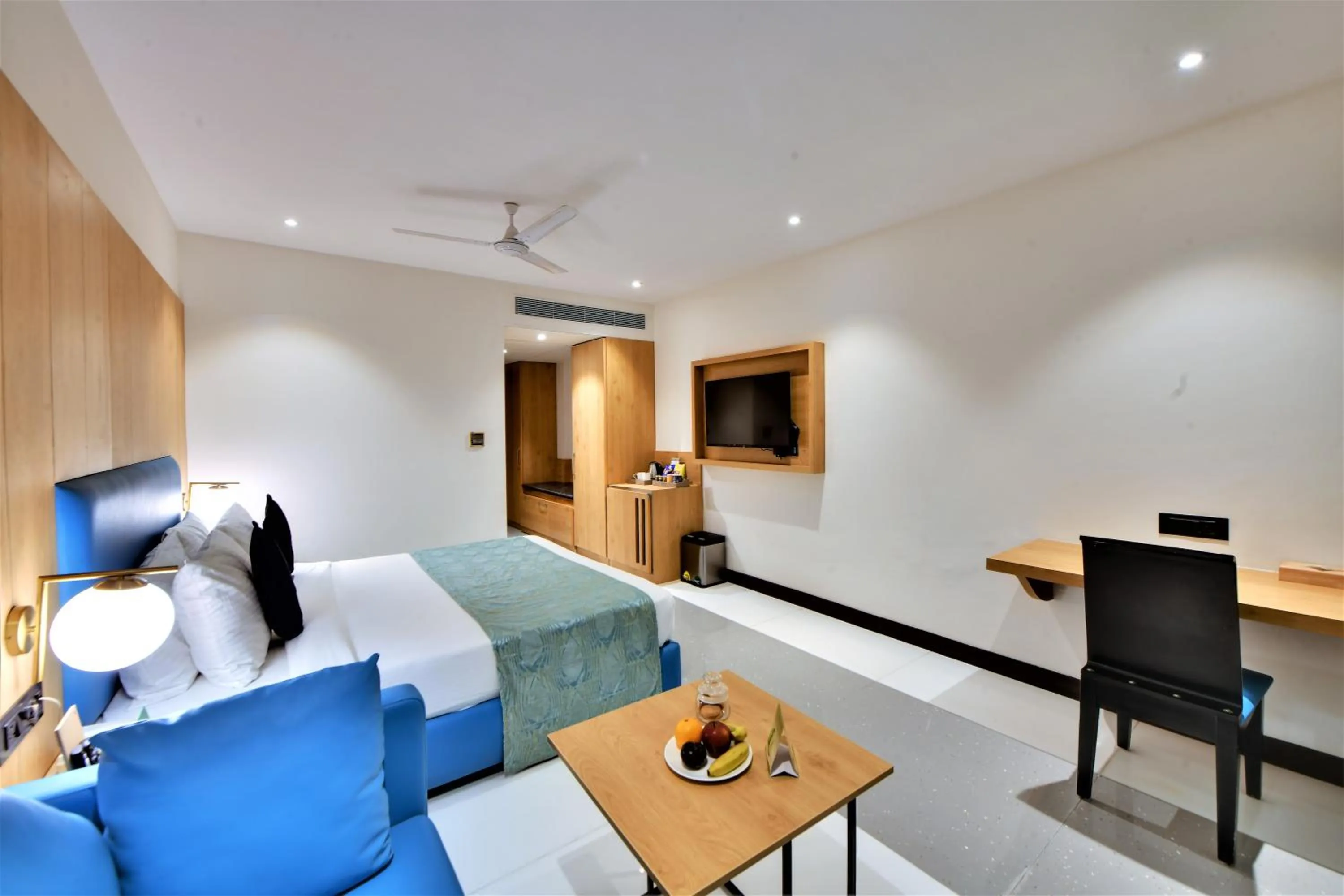 Bedroom, Bed in The Fern Residency, Subhash Bridge, Ahmedabad