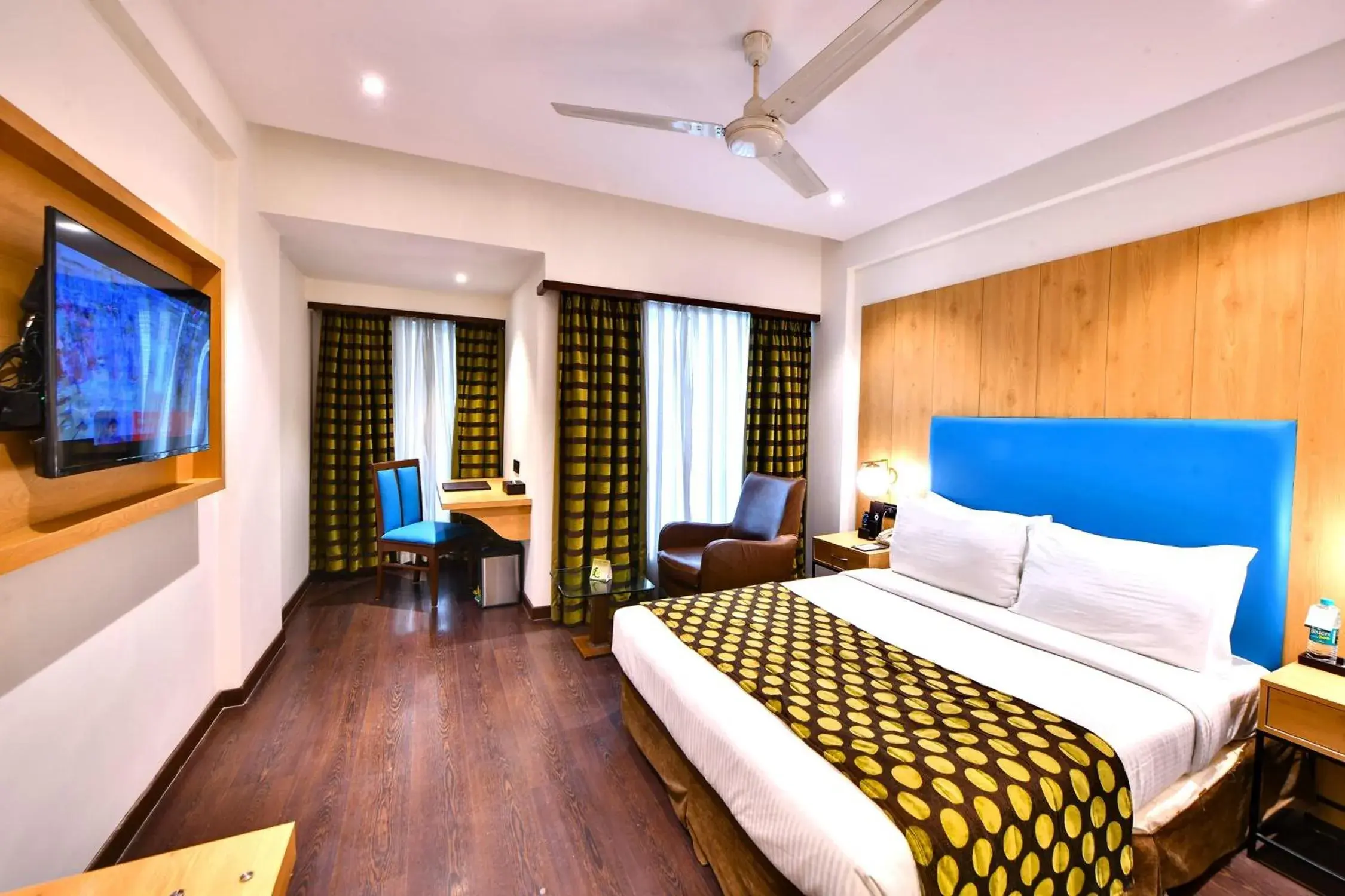 Bedroom, Bed in The Fern Residency, Subhash Bridge, Ahmedabad Bedroom, Bed in The Fern Residency, Subhash Bridge, Ahmedabad