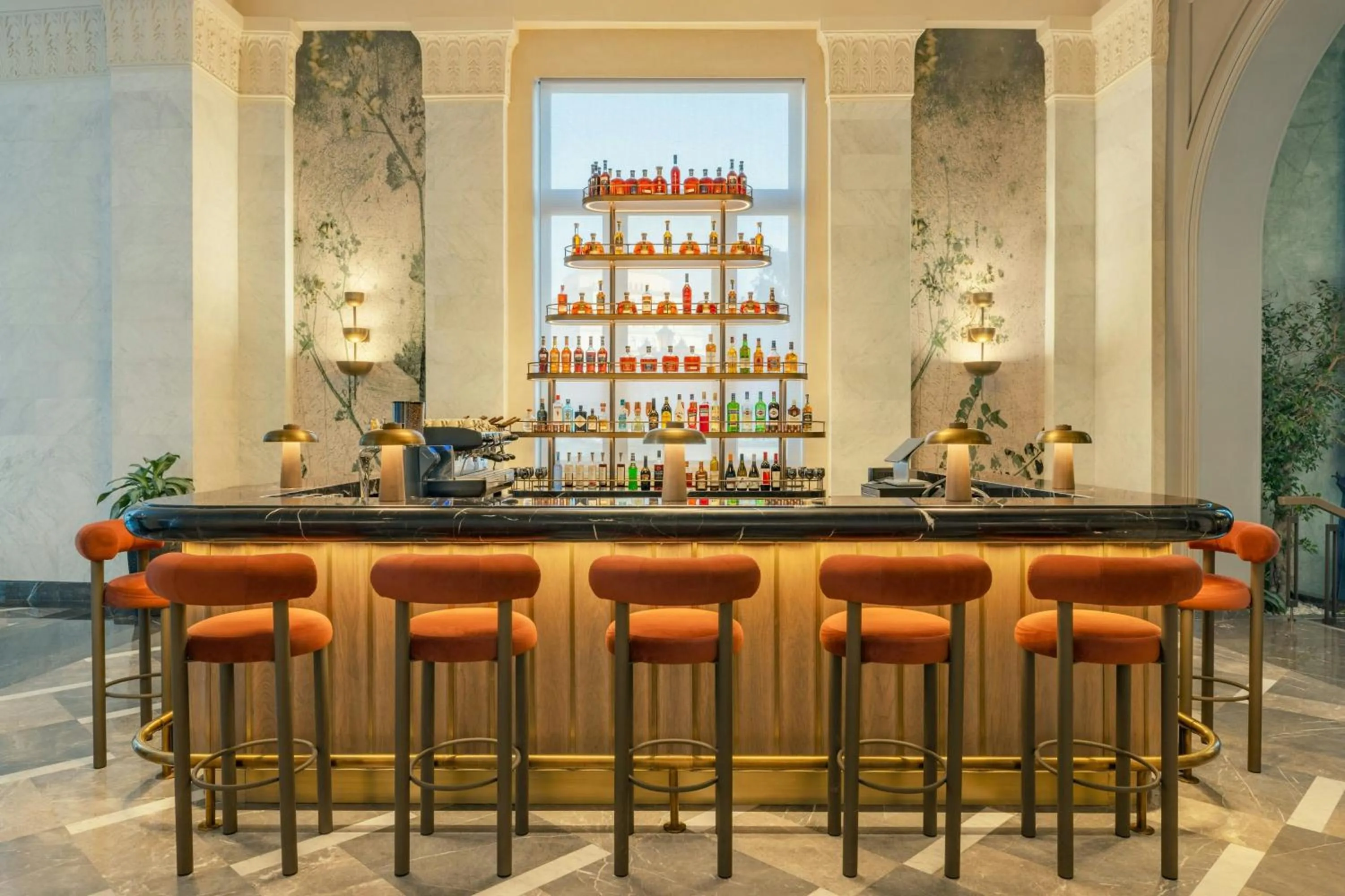 Lounge or bar in Armenia Marriott Hotel Yerevan