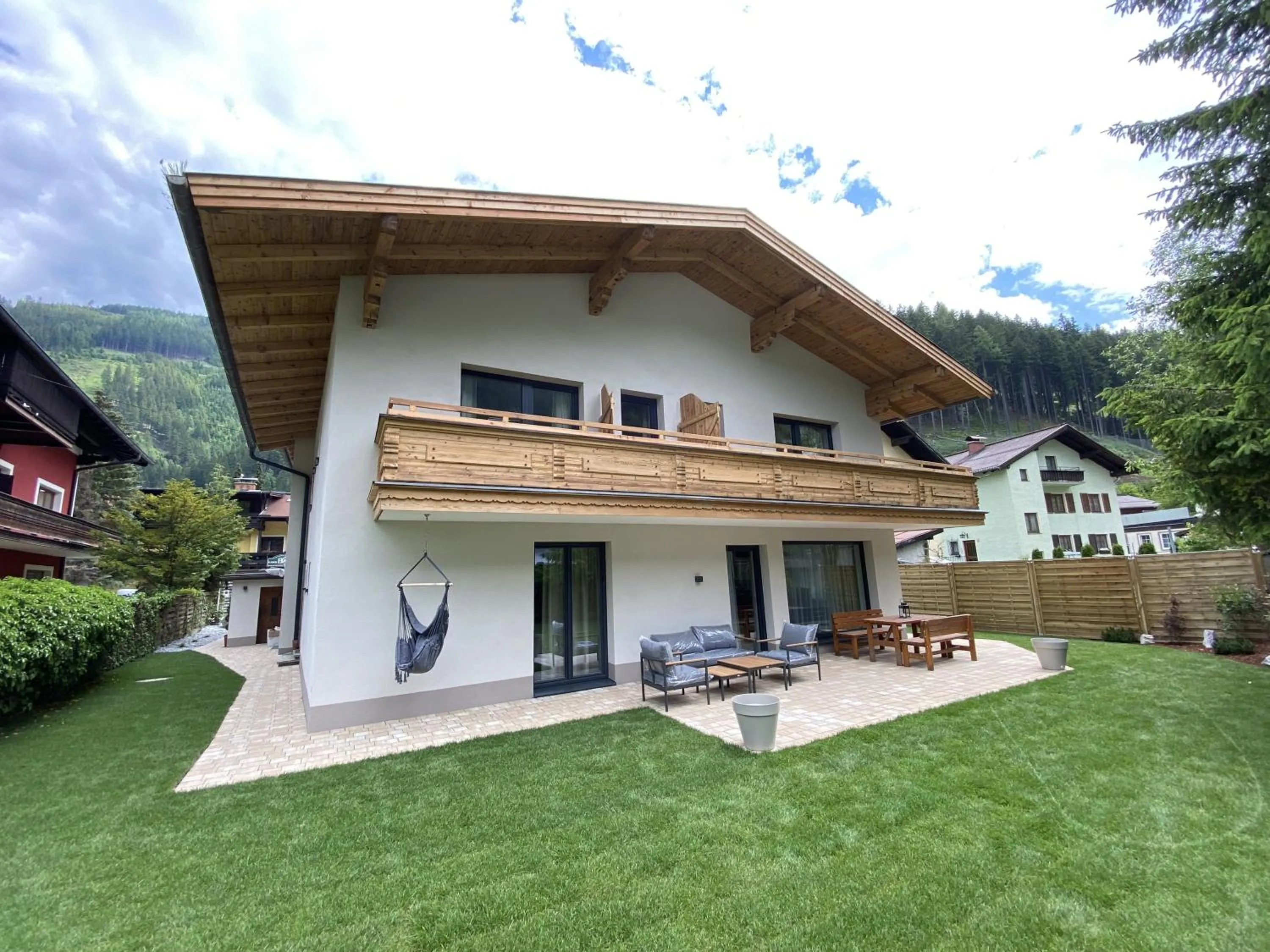 Property building in Bergzeit Appartments