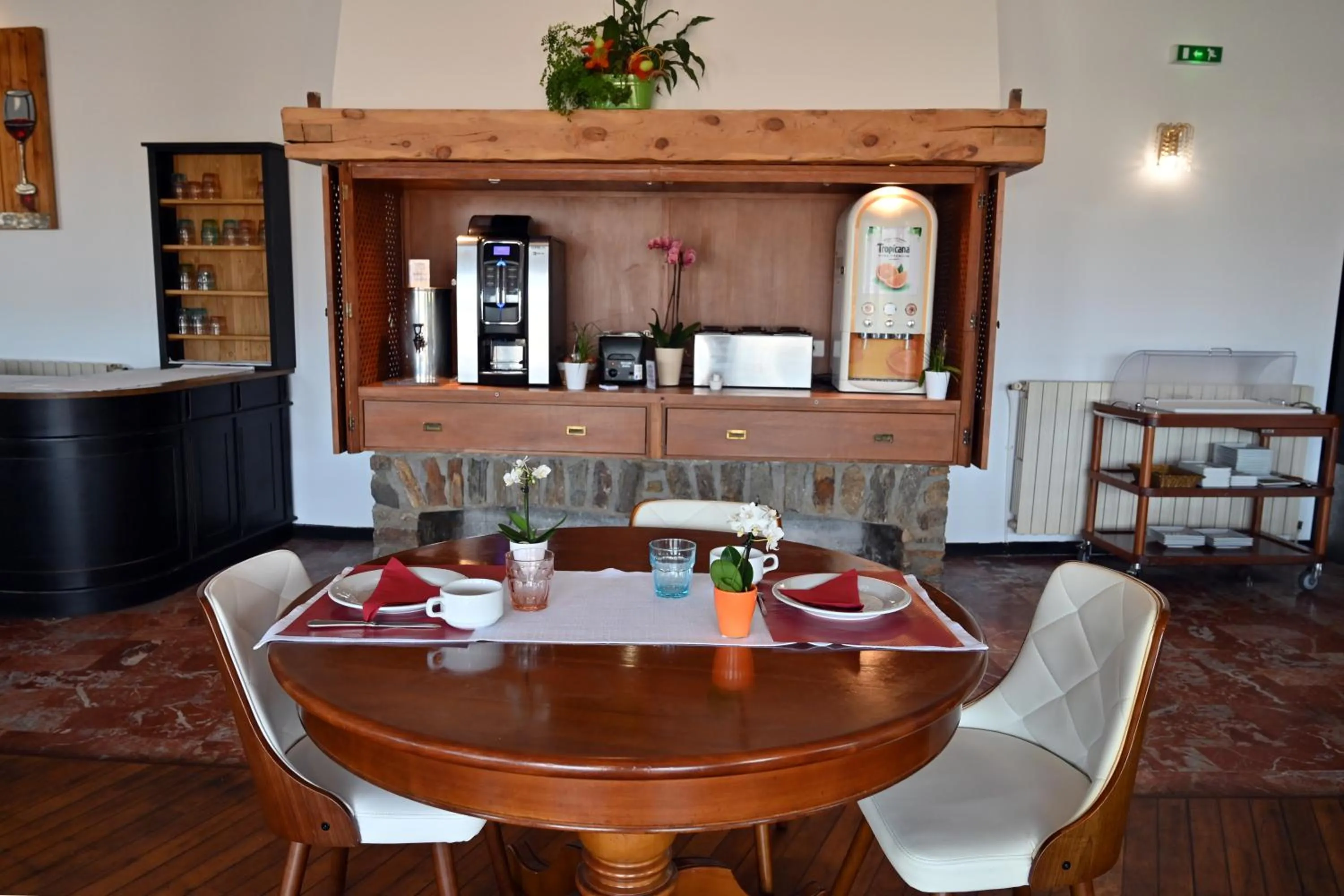 Breakfast in Le Catalan