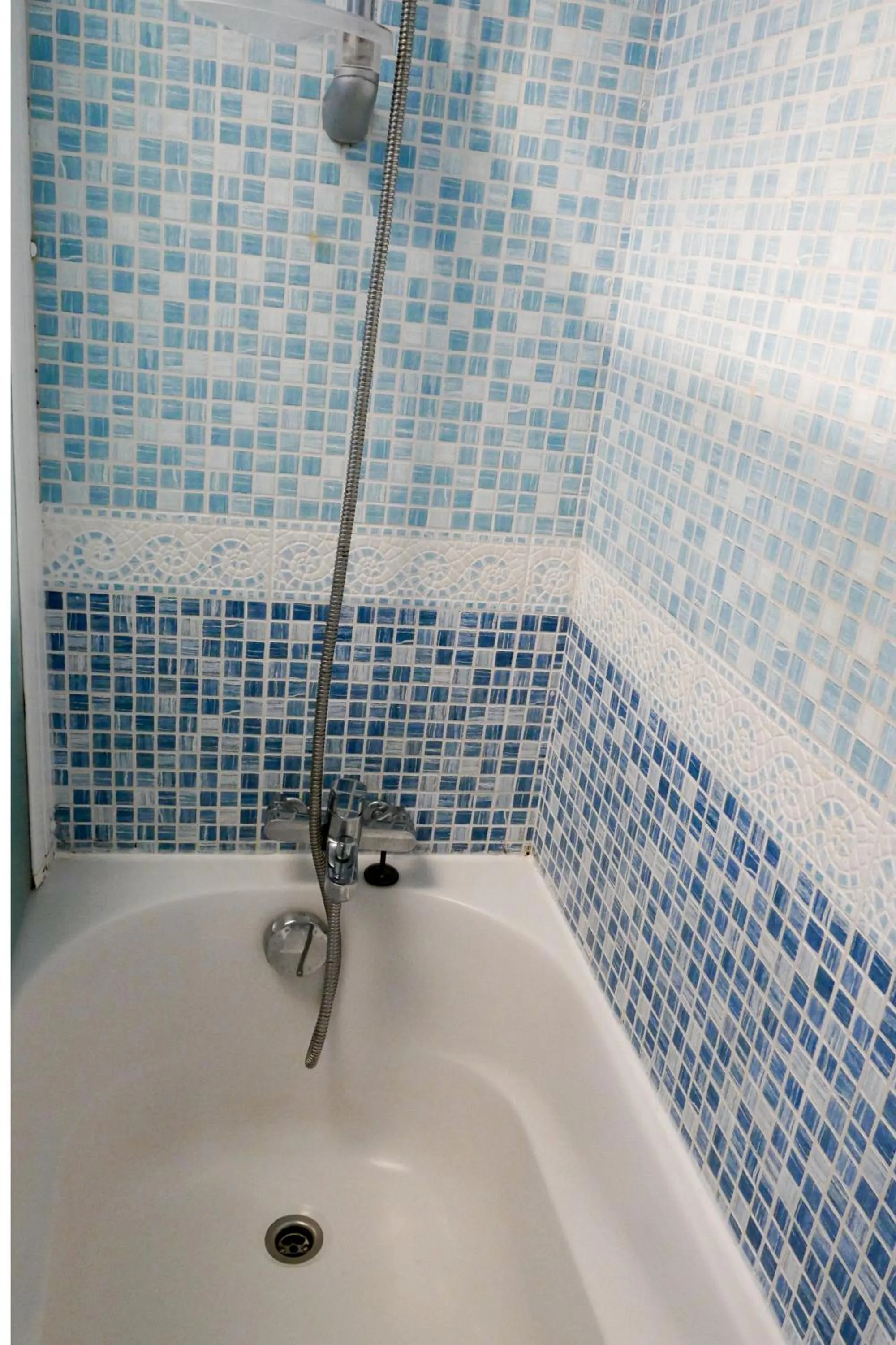 Bathroom in Le Catalan