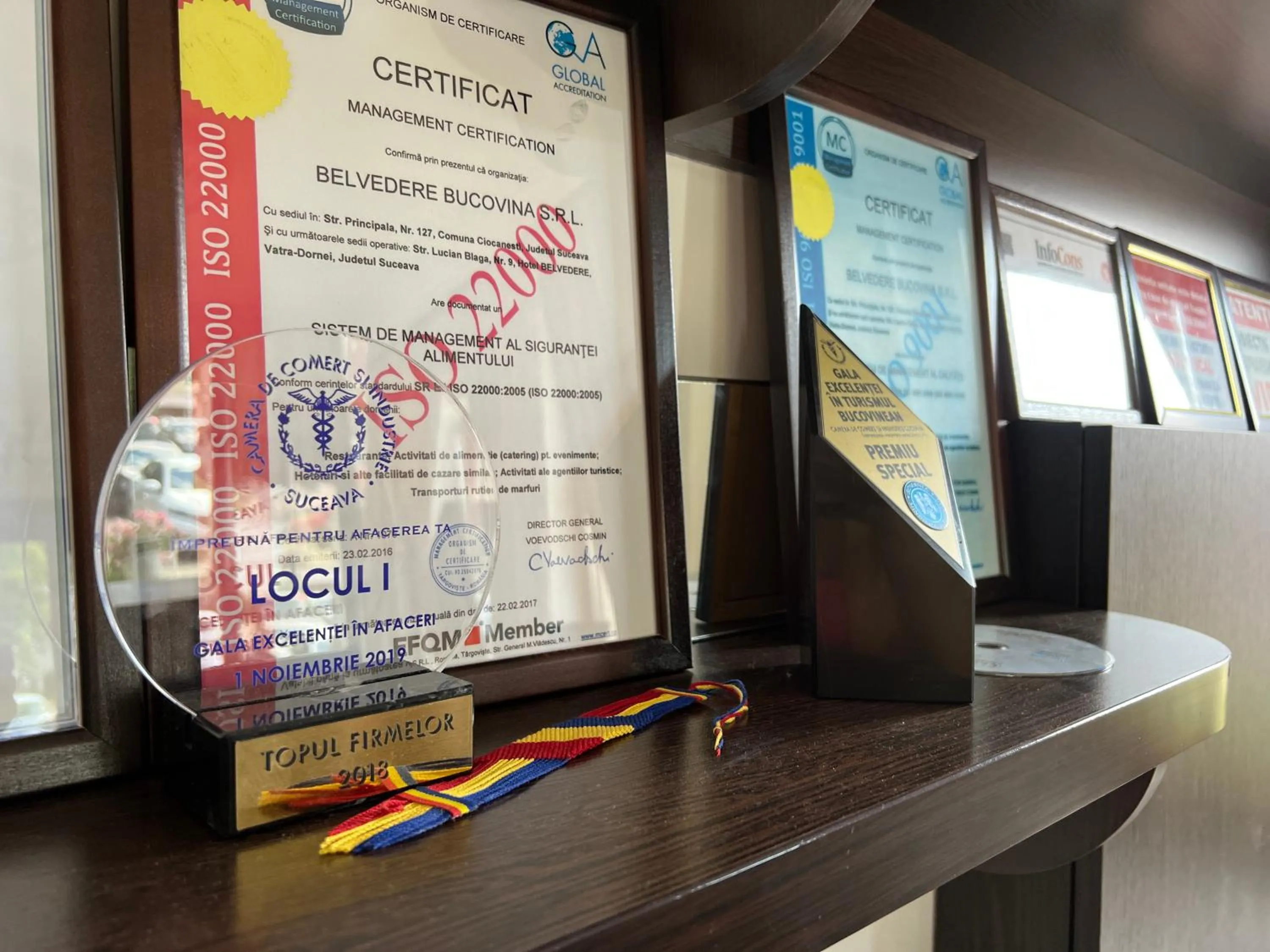 Logo/Certificate/Sign in Hotel Belvedere