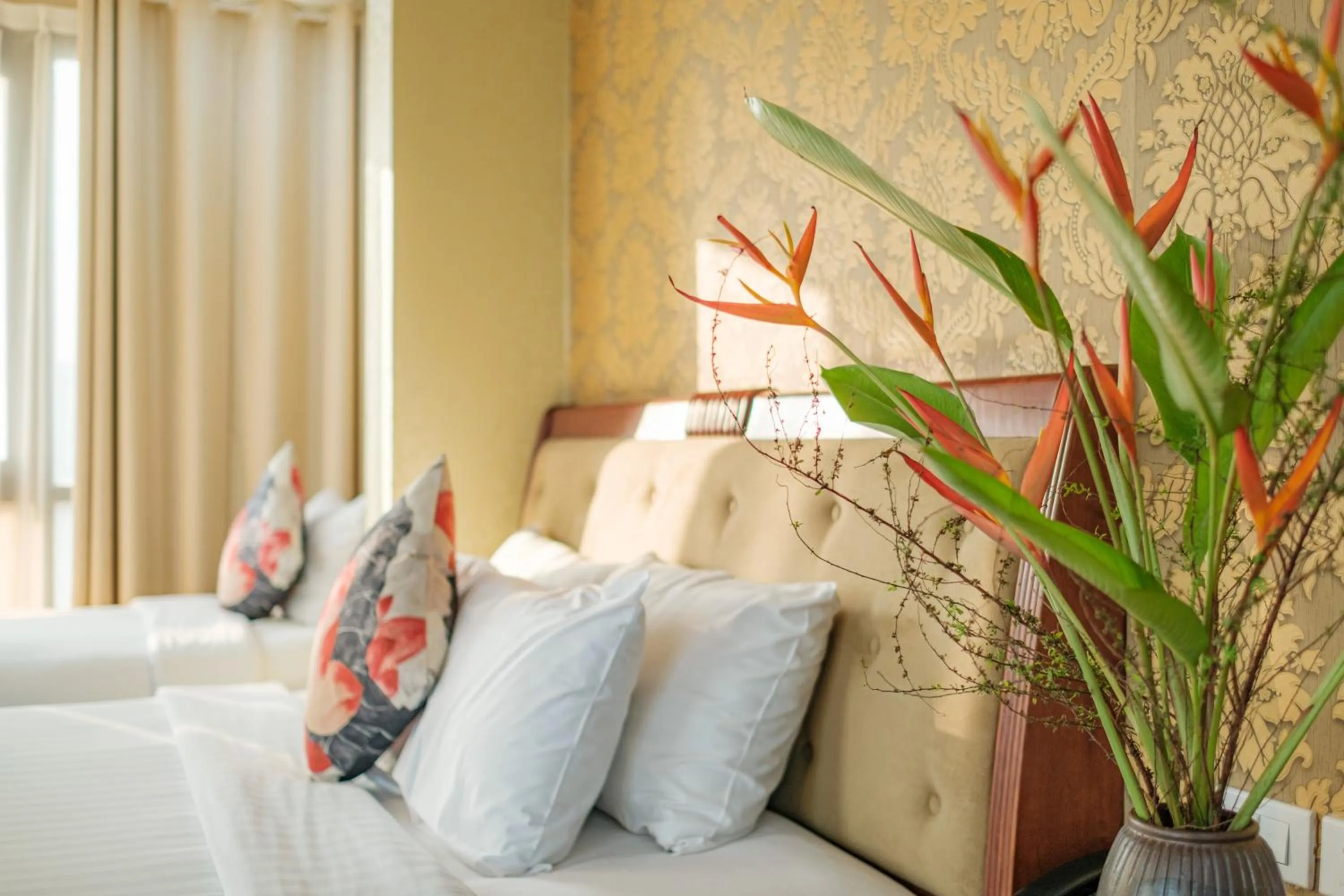 Bed in Sunset Westlake Hanoi Hotel