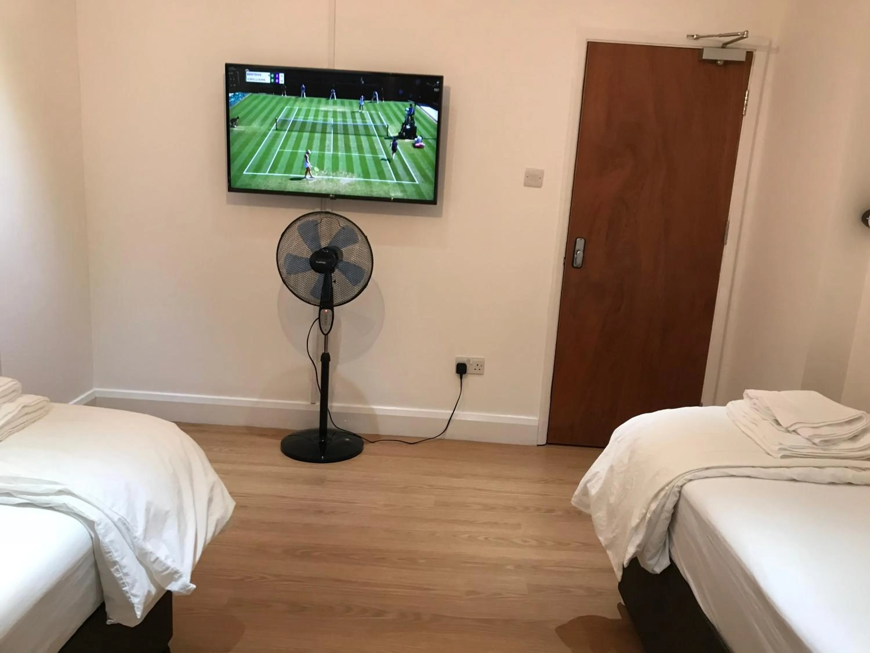 Bedroom, Bed in Oxford Bed and Breakfast