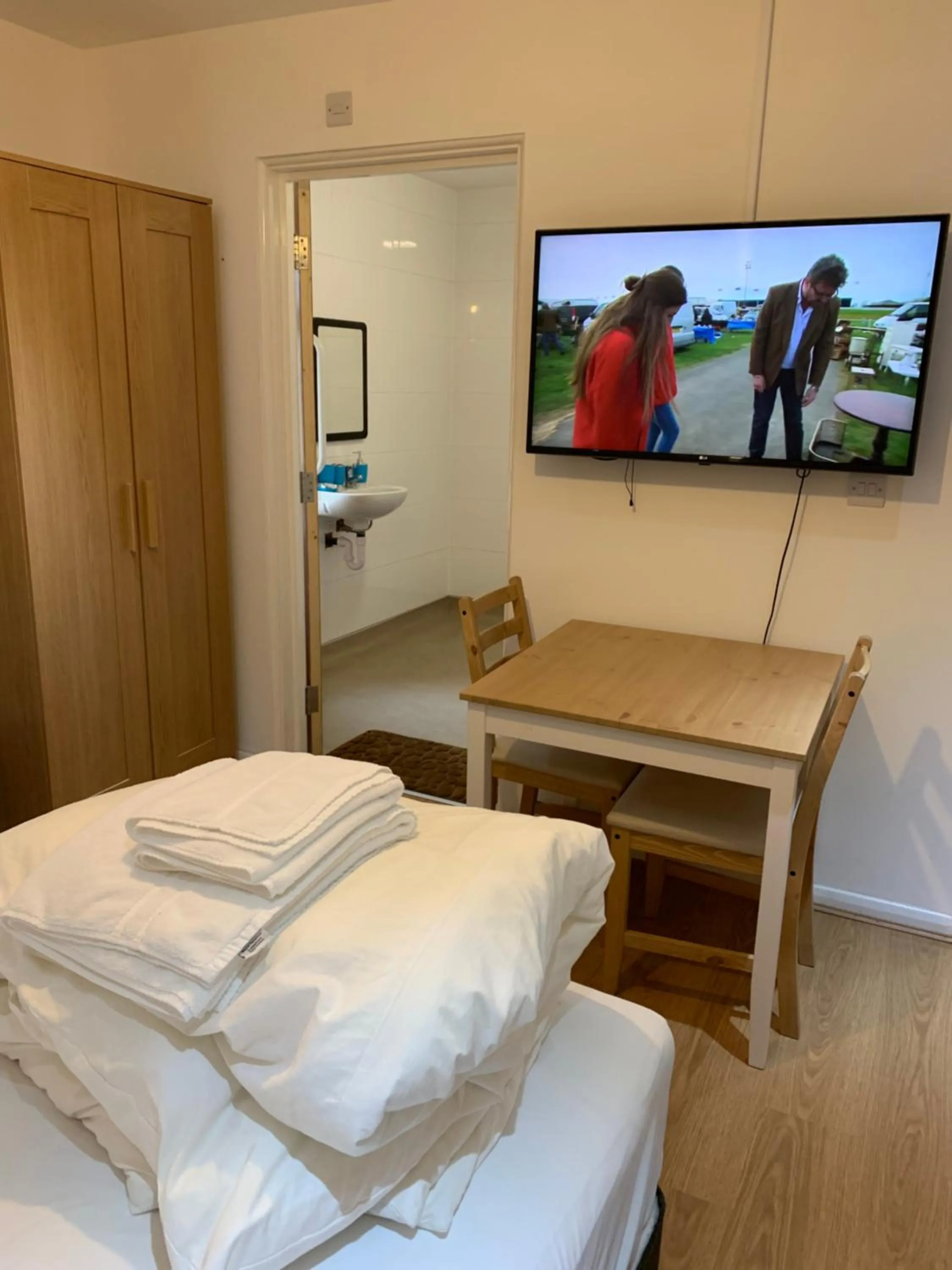 Photo of the whole room, Bed in Oxford Bed and Breakfast