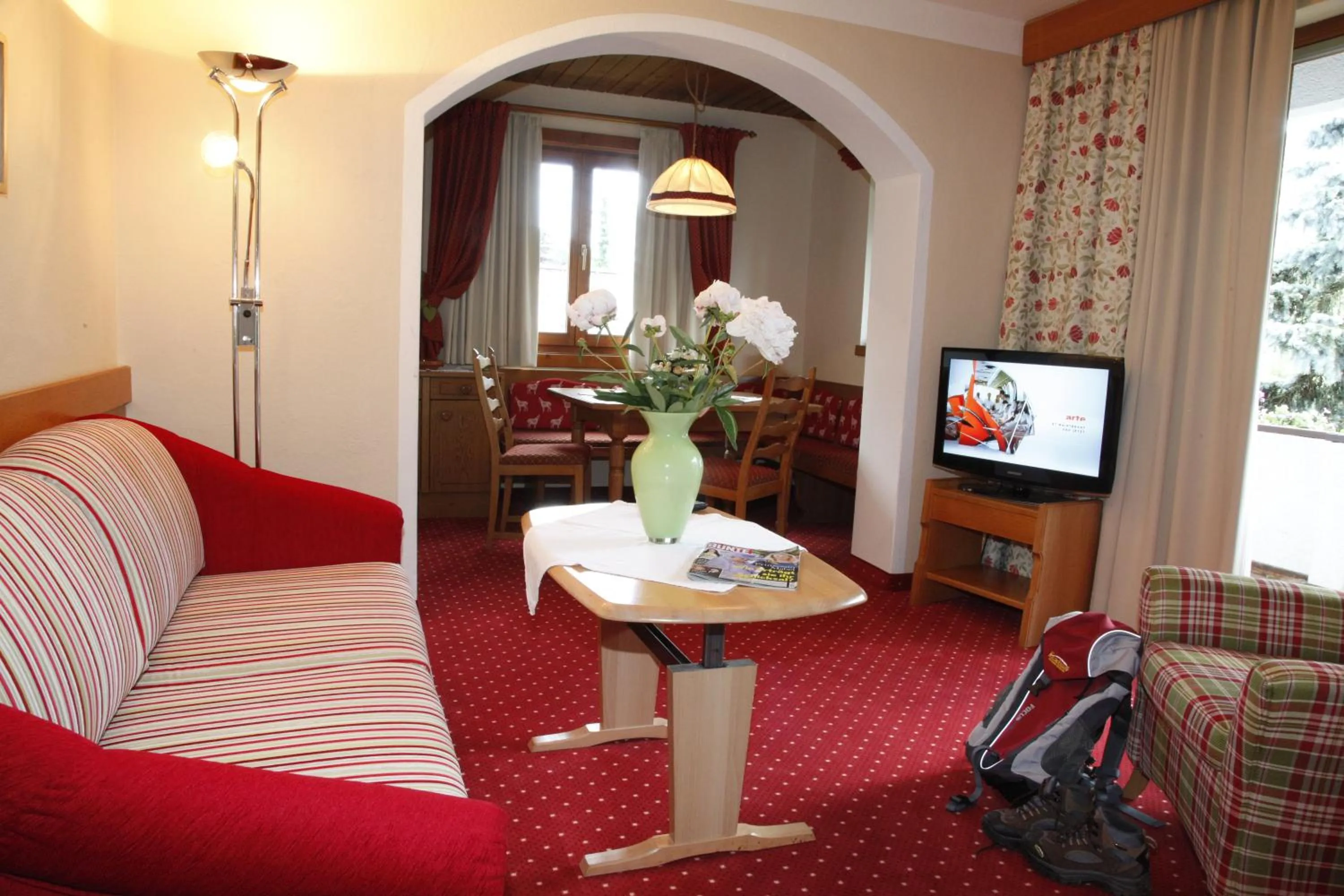 Living room in Gästehaus Schusser an der Therme, Frühstück, Doppelzimmer und Ferienwohnung