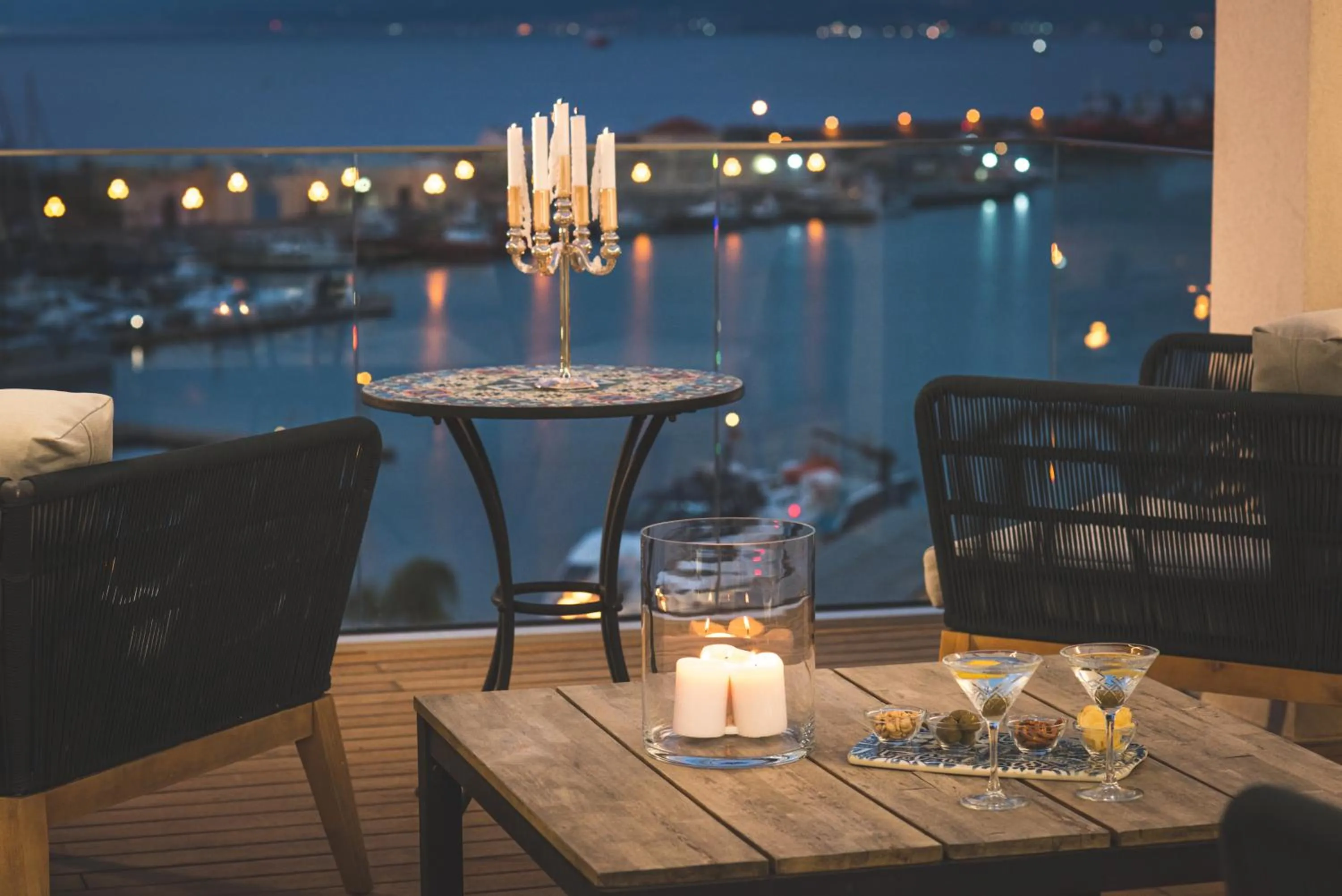 Upper - Boutique Hotel