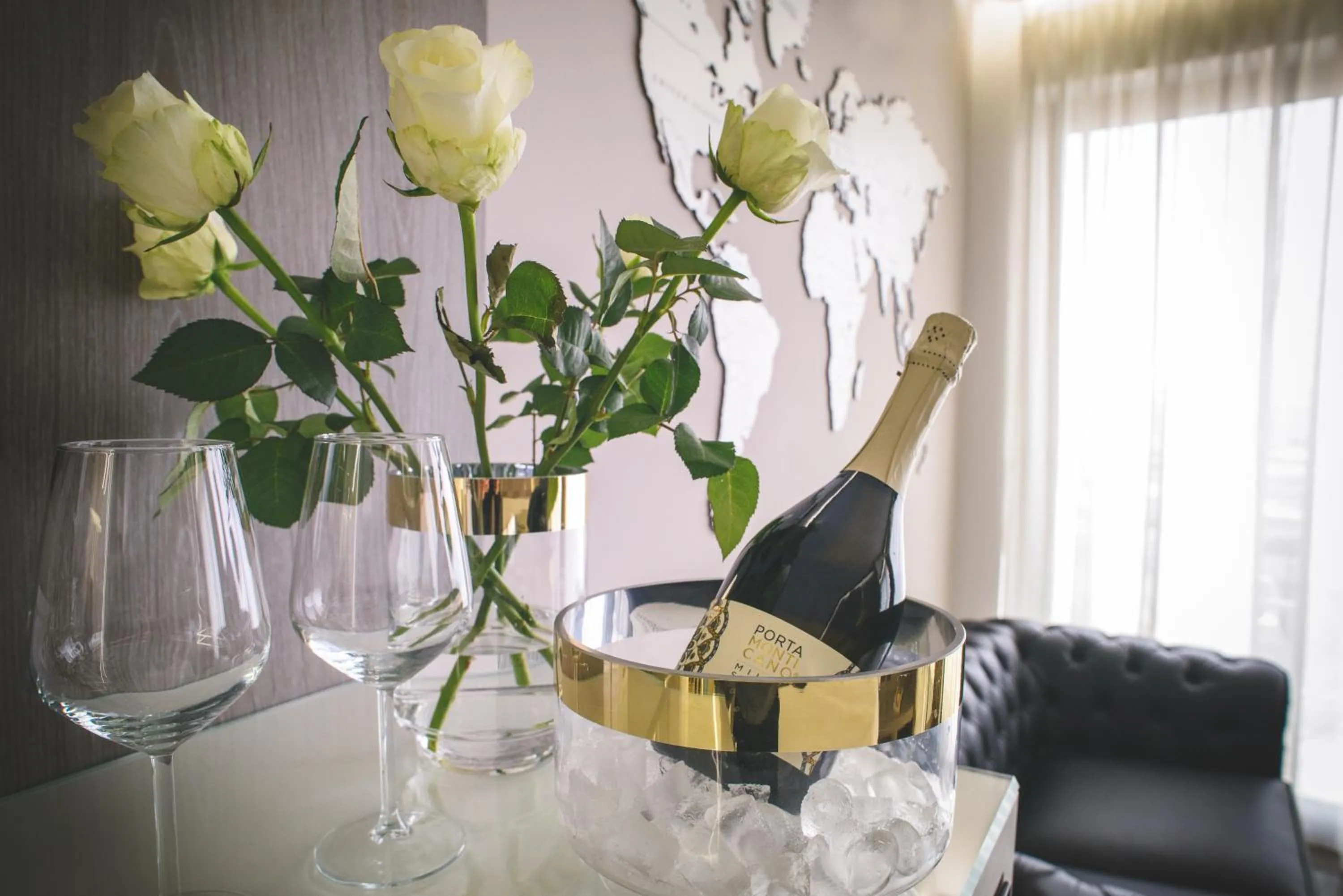 Alcoholic drinks in Upper - Boutique Hotel