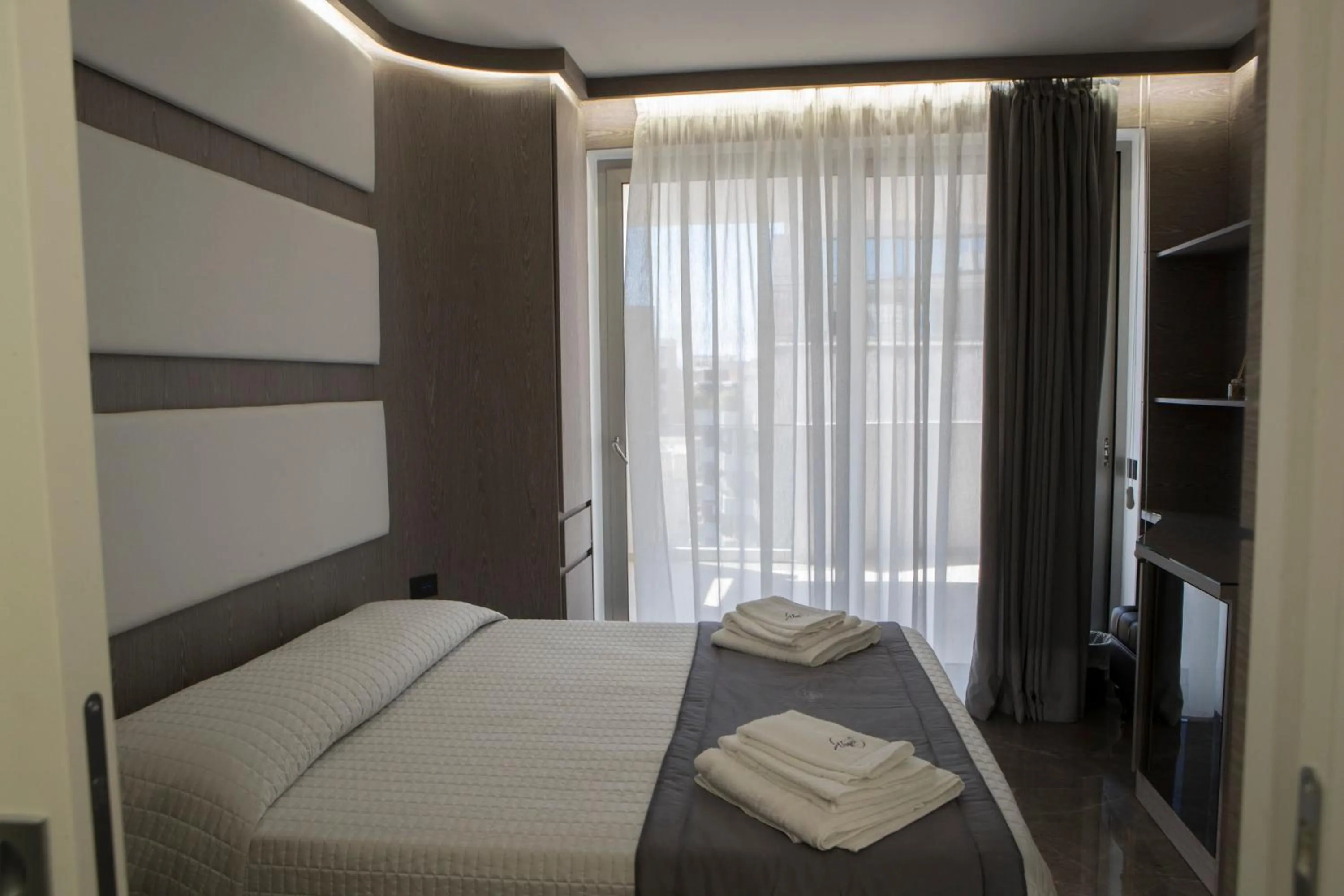 Balcony/Terrace, Bed in Upper - Boutique Hotel