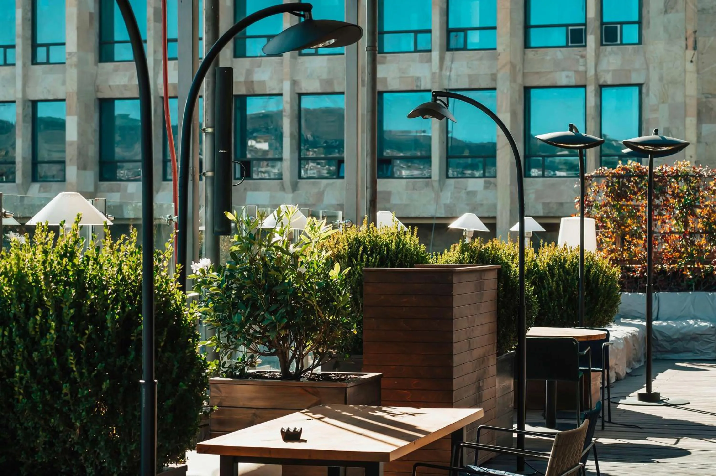 Restaurant/places to eat in Radisson Blu Iveria Hotel