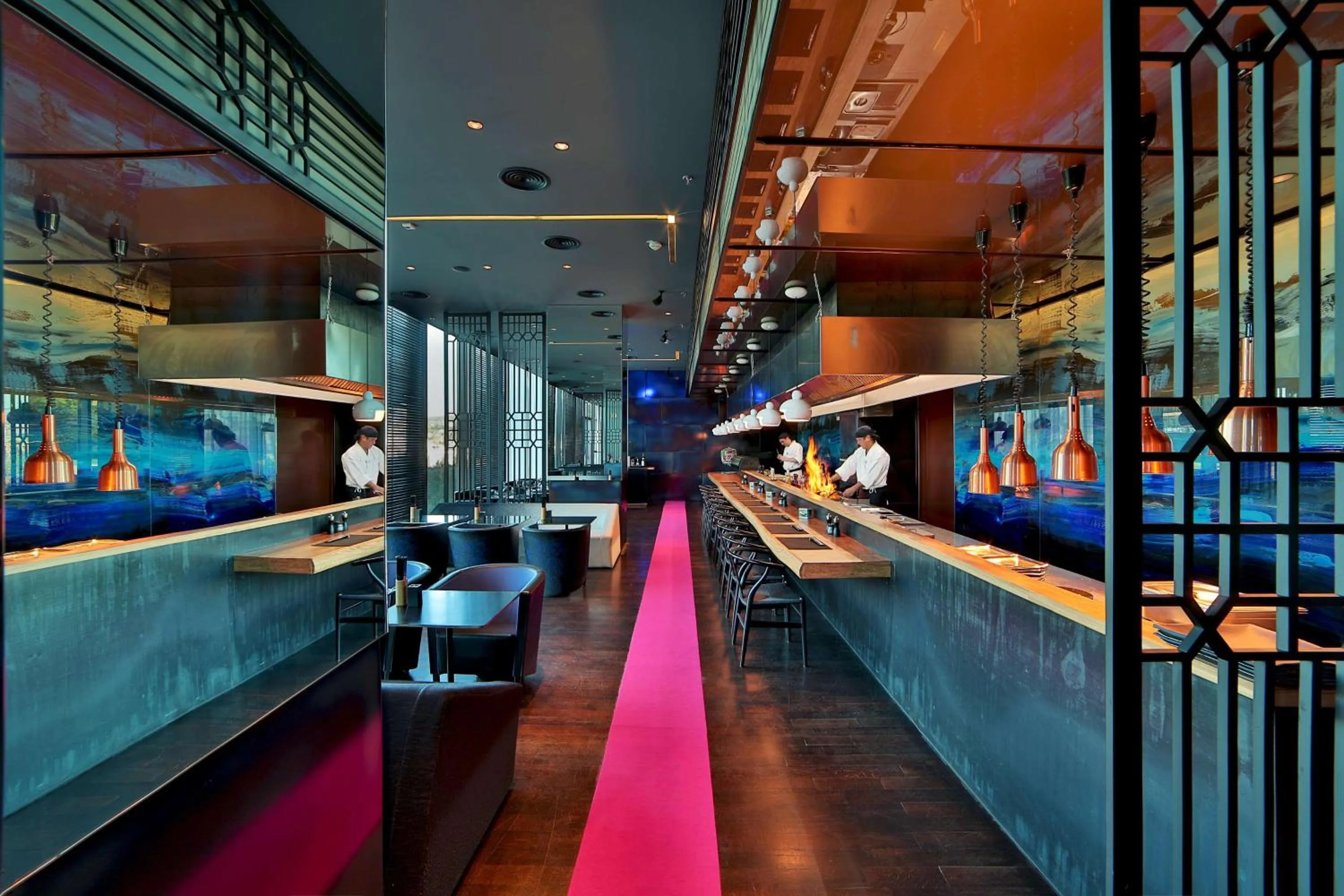 Restaurant/places to eat in Radisson Blu Iveria Hotel