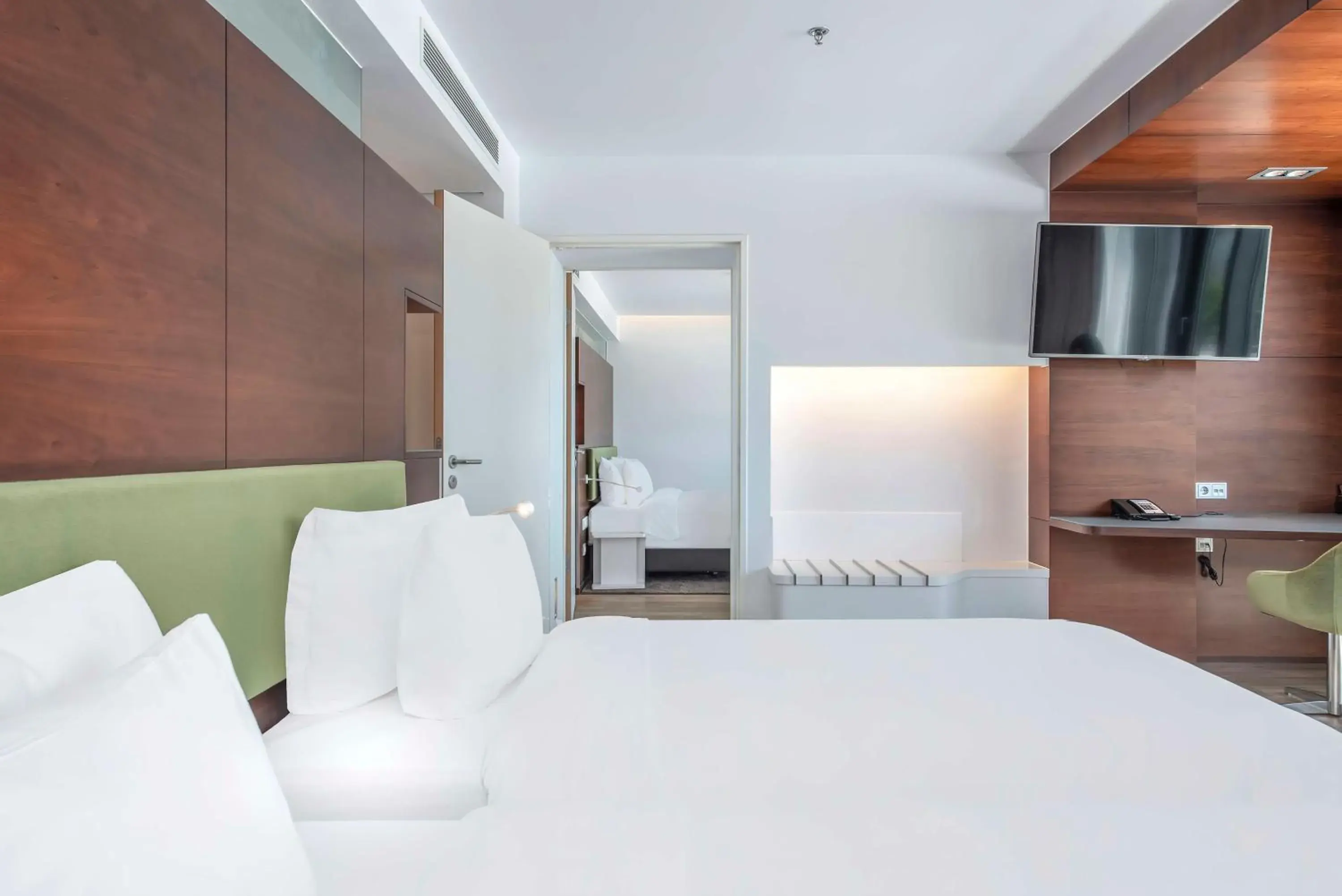 Bedroom, Bed in Radisson Blu Iveria Hotel Bedroom, Bed in Radisson Blu Iveria Hotel