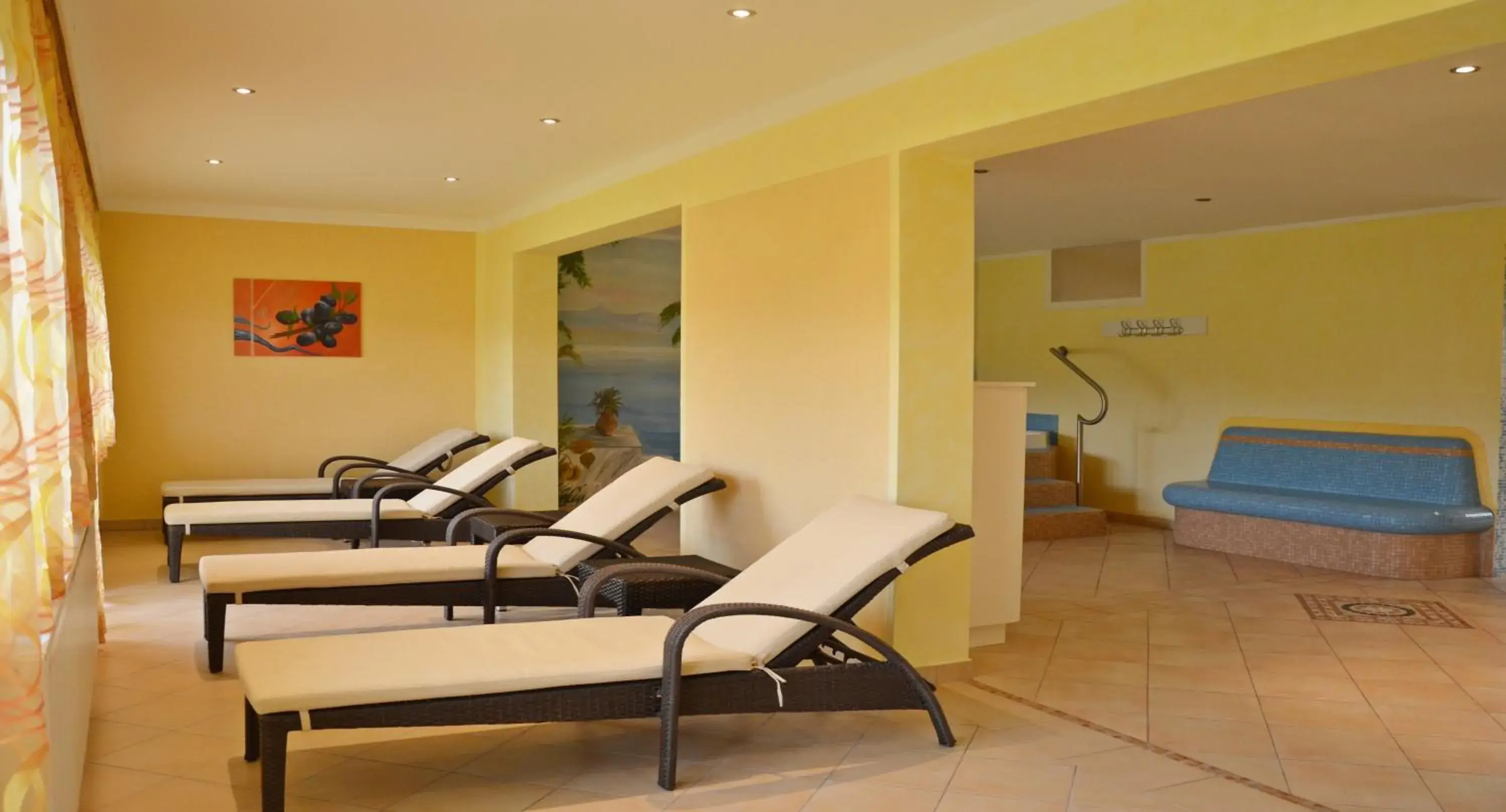 Spa and wellness centre/facilities, Seating Area in Hotel Fantur