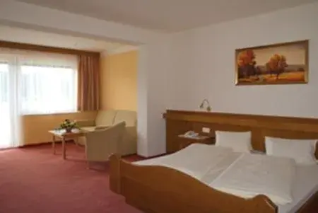 Bedroom, Bed in Hotel Fantur