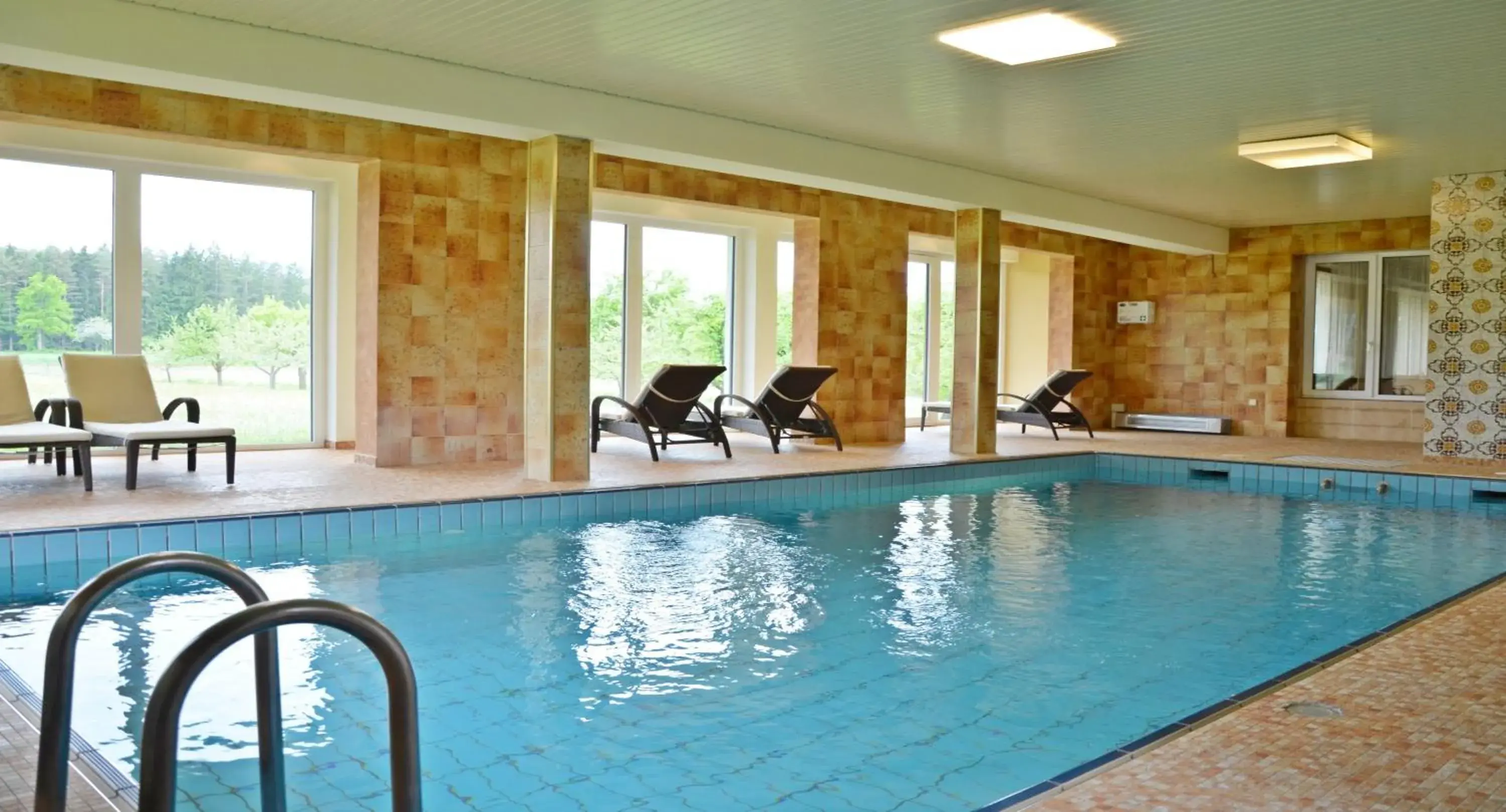 Swimming Pool in Hotel Fantur