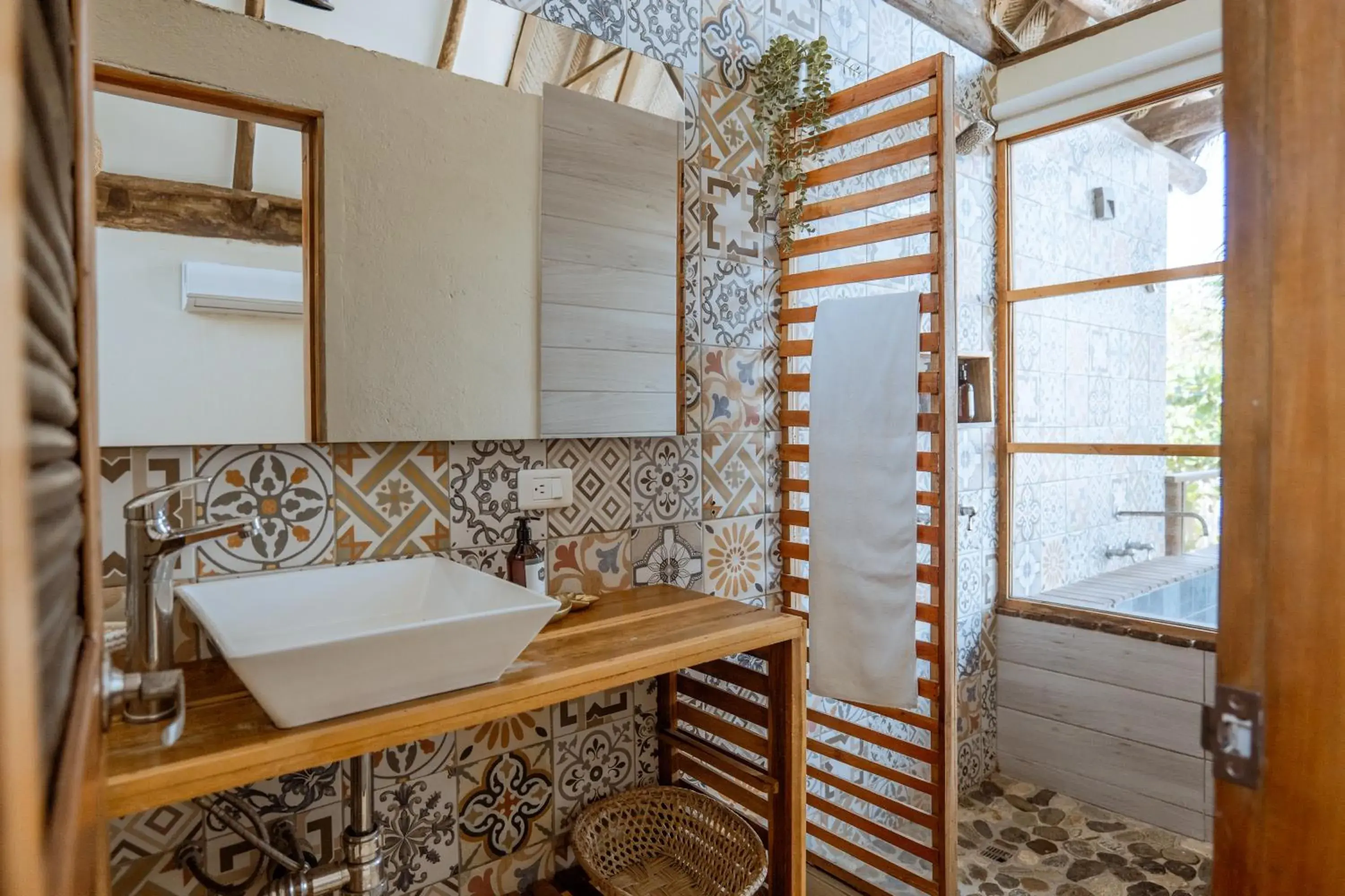 Bathroom, Bed in Tay Beach Hotel Tayrona Bathroom, Bed in Tay Beach Hotel Tayrona