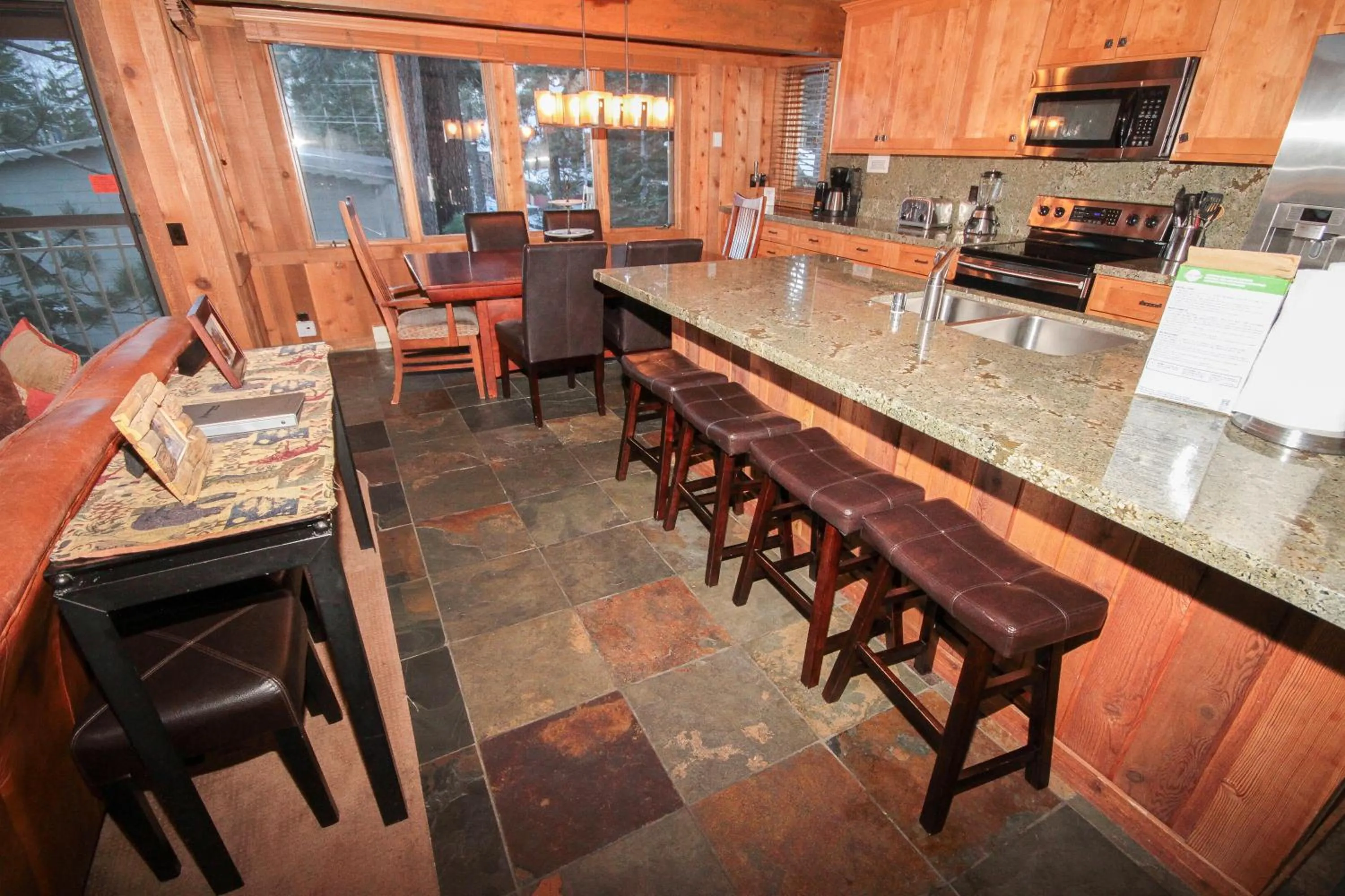 Other in Mountainback #52, Loft, Corner