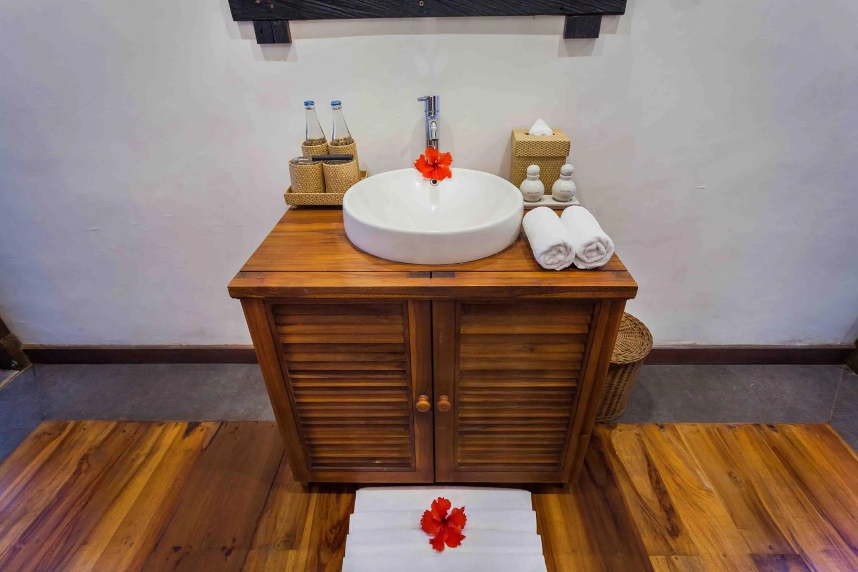 Bathroom in Ubud Inn Cottage by Prasi