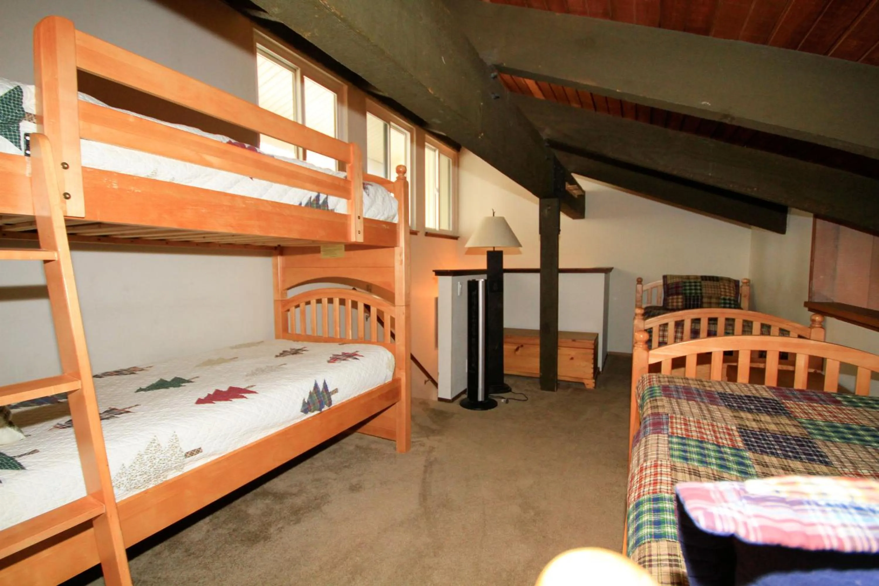 Other, Bed in Discovery 4 152 Loft Pet Ok