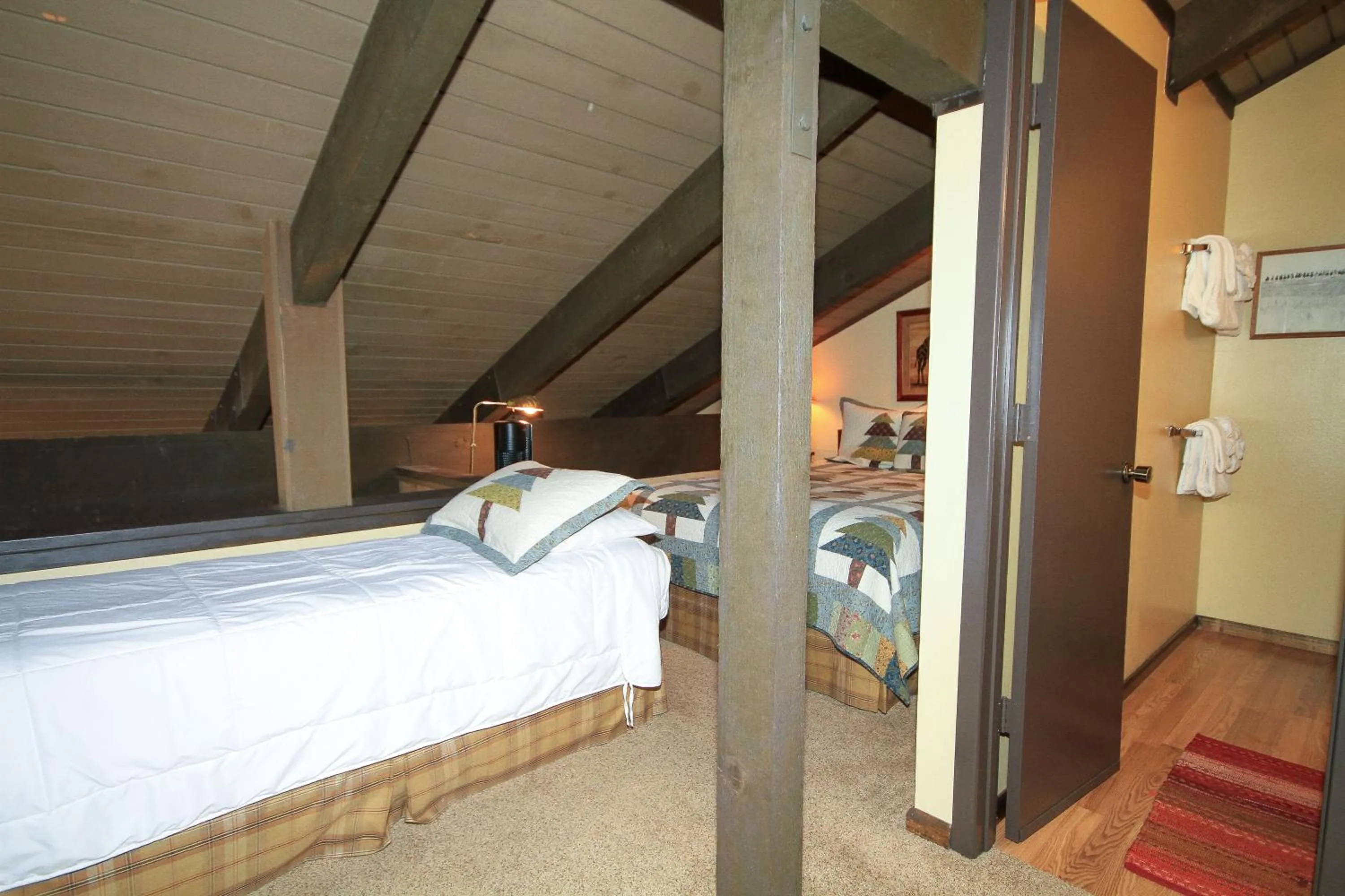 Other, Bed in Discovery 4 142 Loft