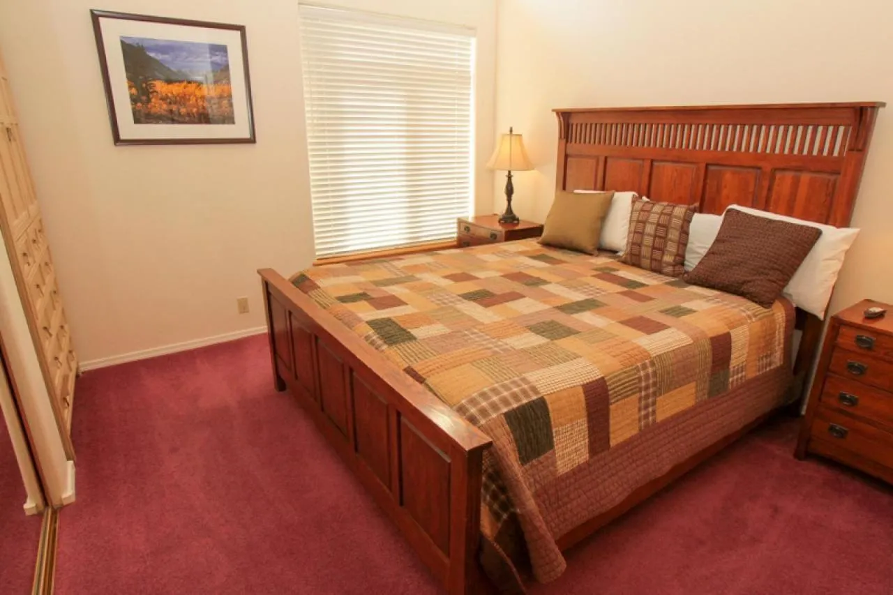 Bed in Silver Bear #40