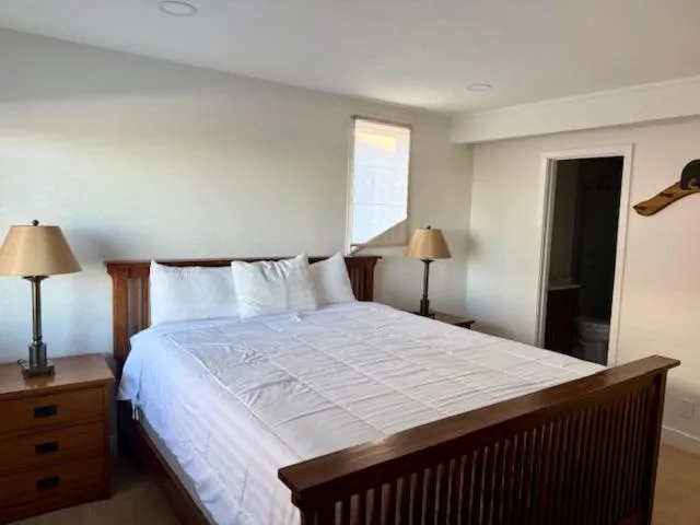 Other, Bed in Mammoth Ski Racquet Club 62 - Newly Renovated 2025