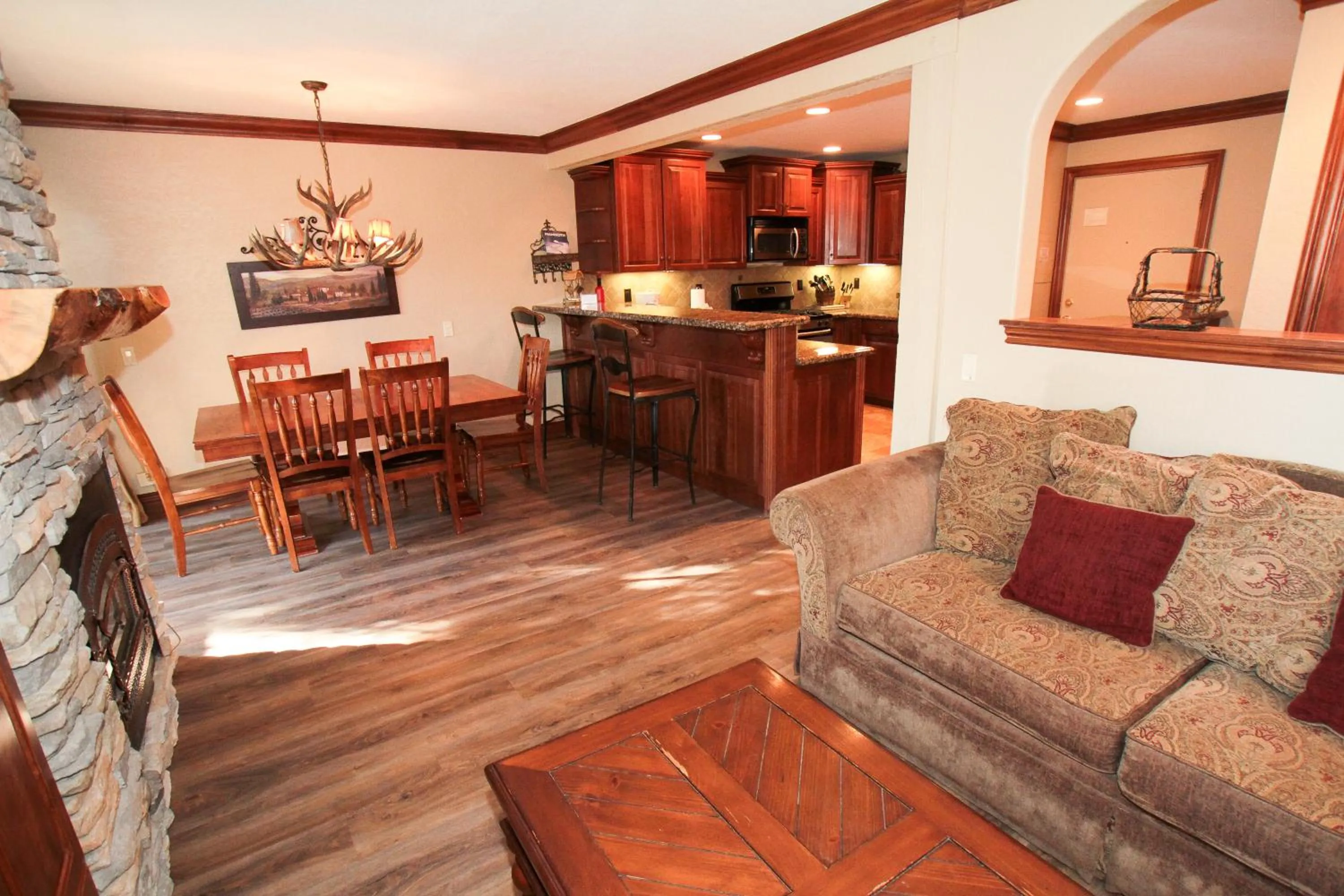 Other in Mammoth Ski Racquet Club 34