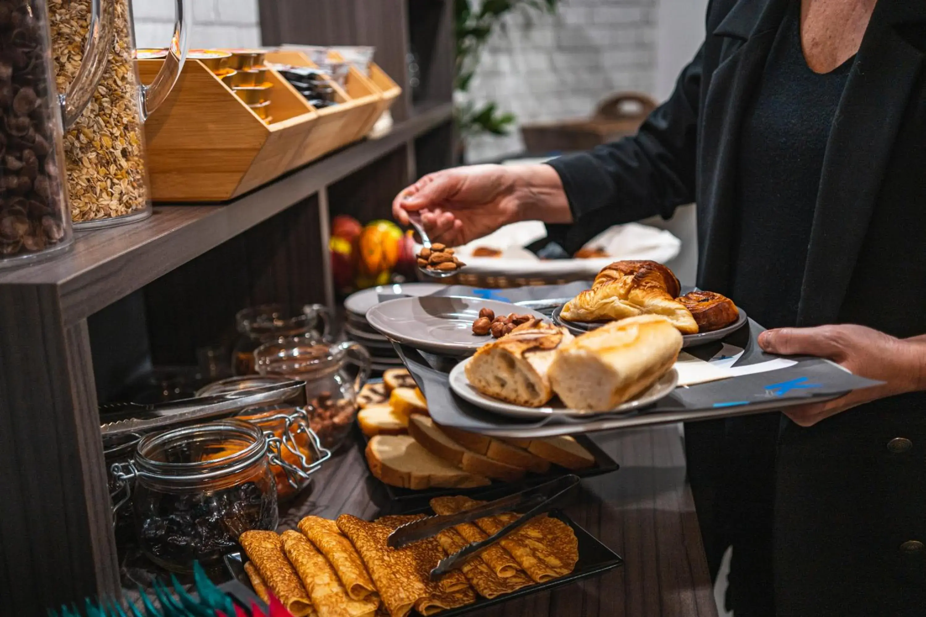 Food and drinks in Kyriad Saint Brieuc - Tregueux Food and drinks in Kyriad Saint Brieuc - Tregueux