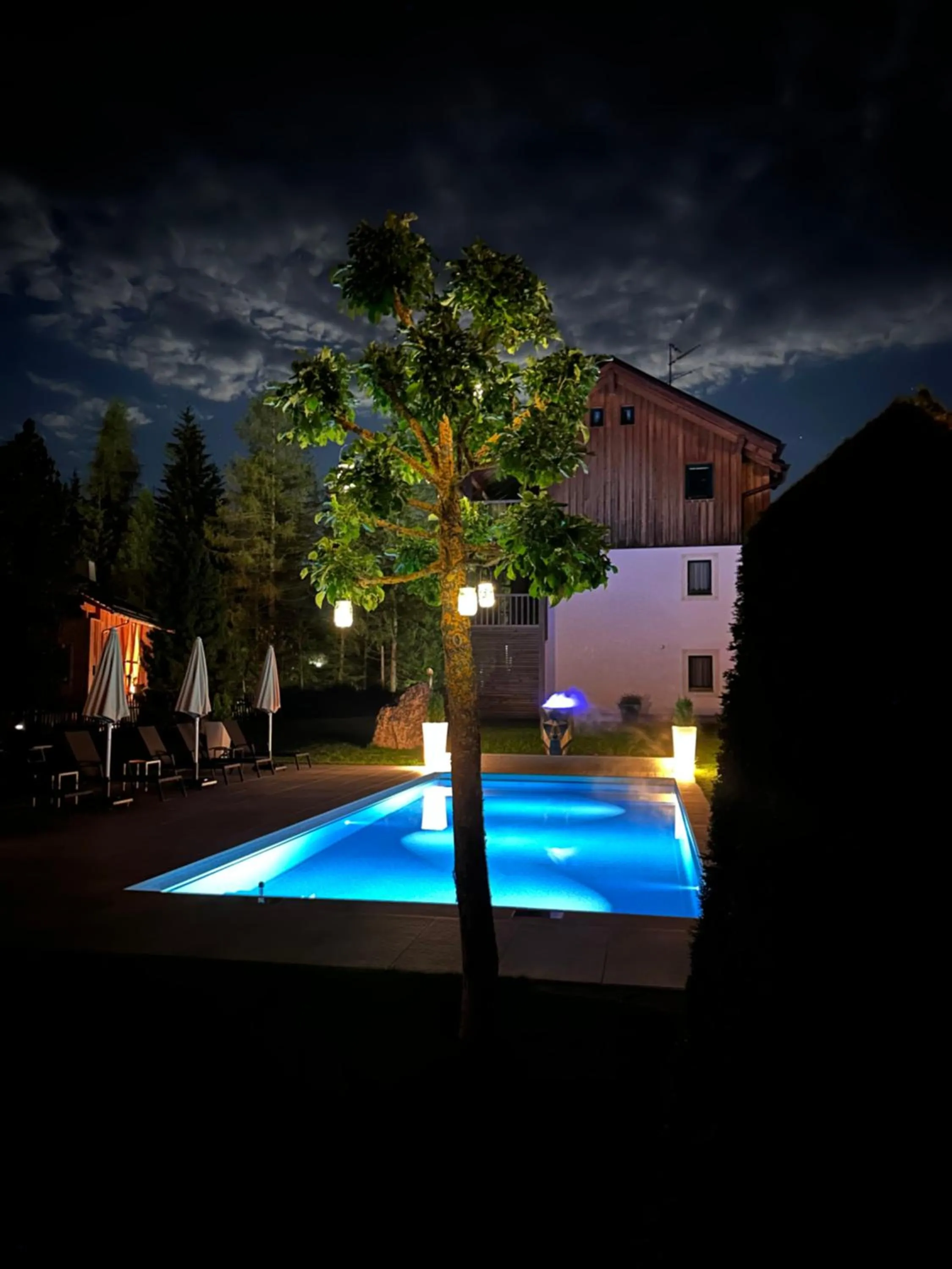 Night in La Bercia Alpine Lodge & Spa