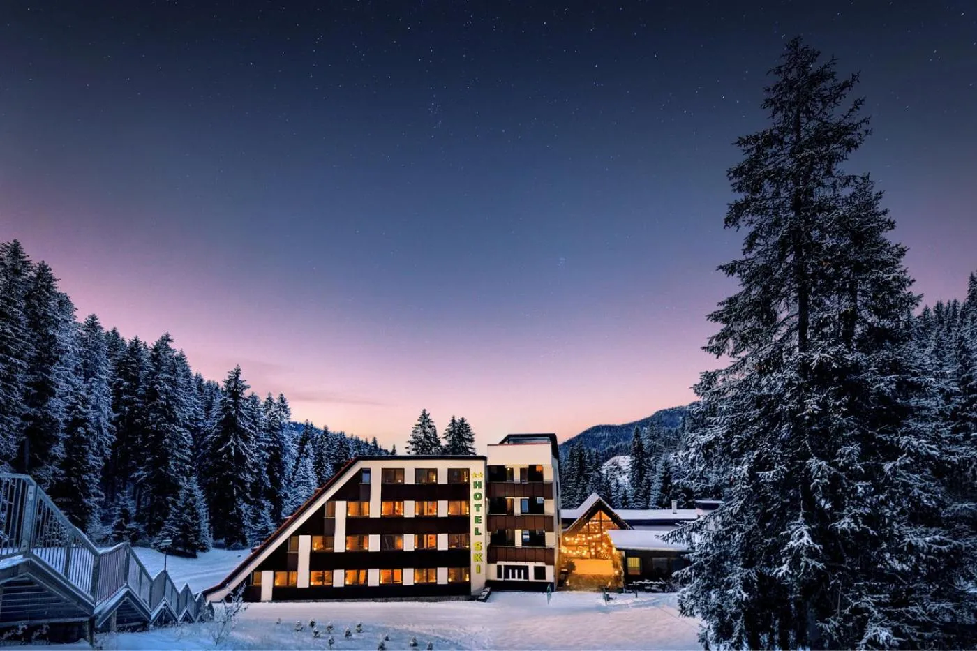 Property building in Hotel SKI