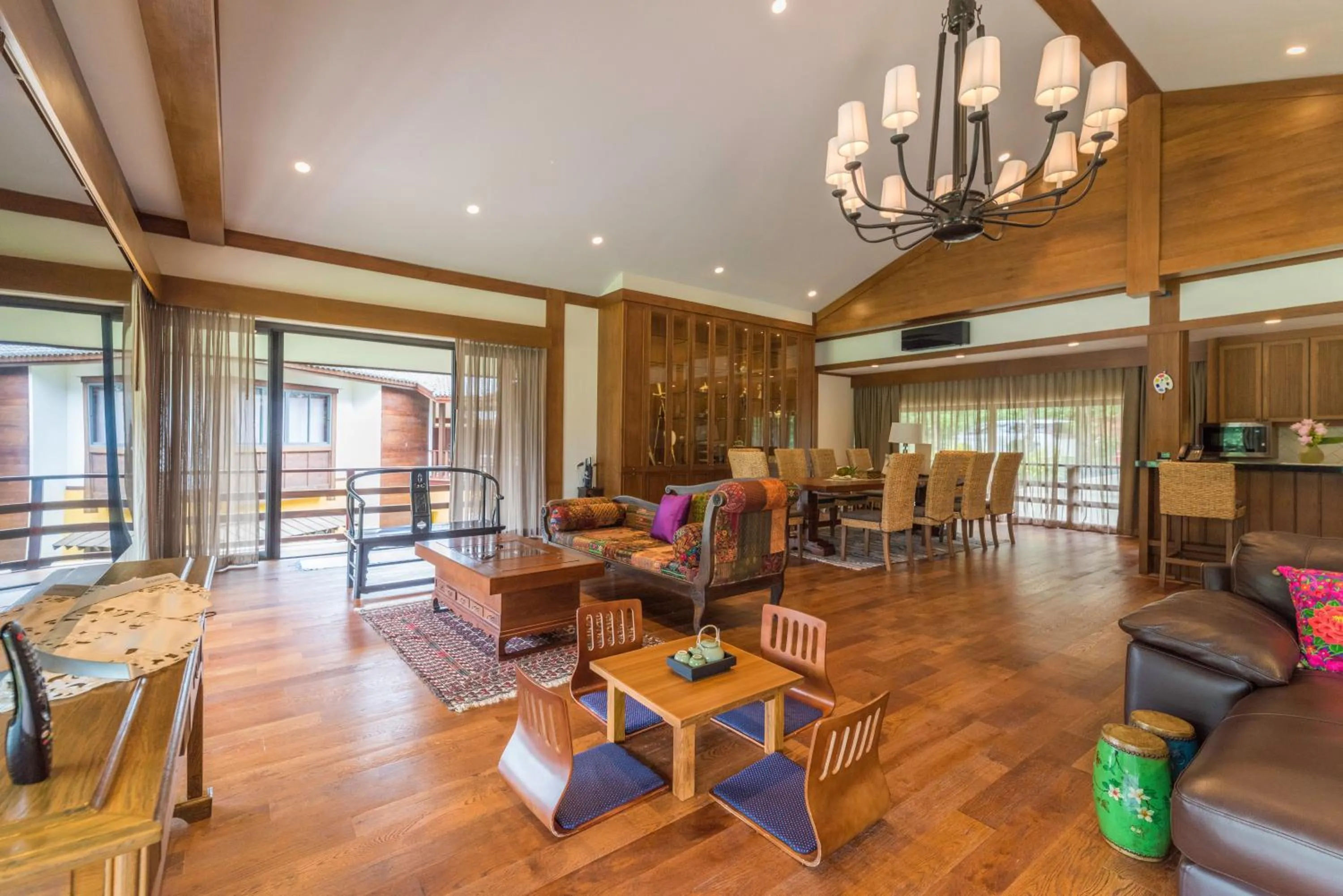 Living room in Onsen at Moncham