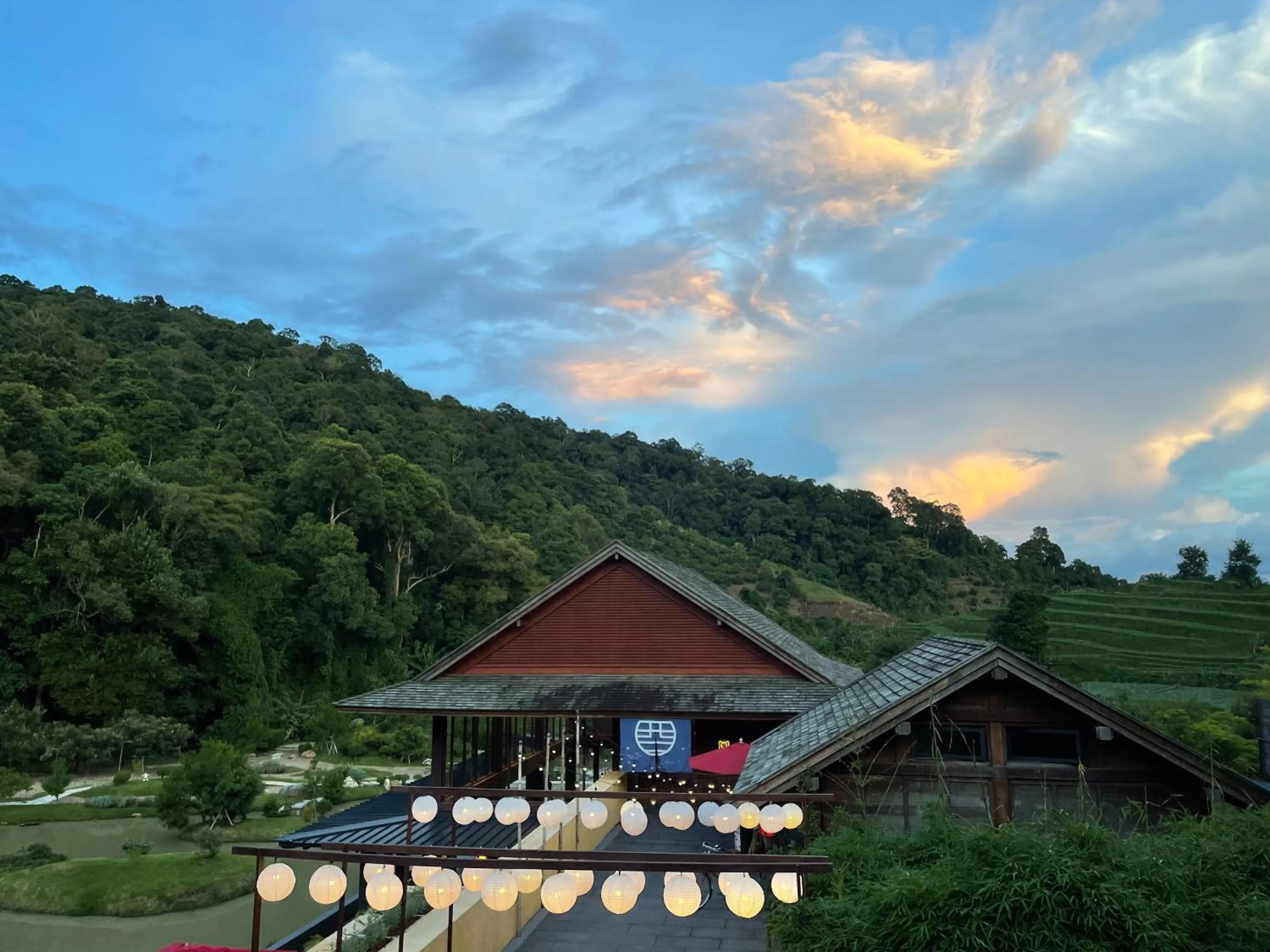 Property building in Onsen at Moncham